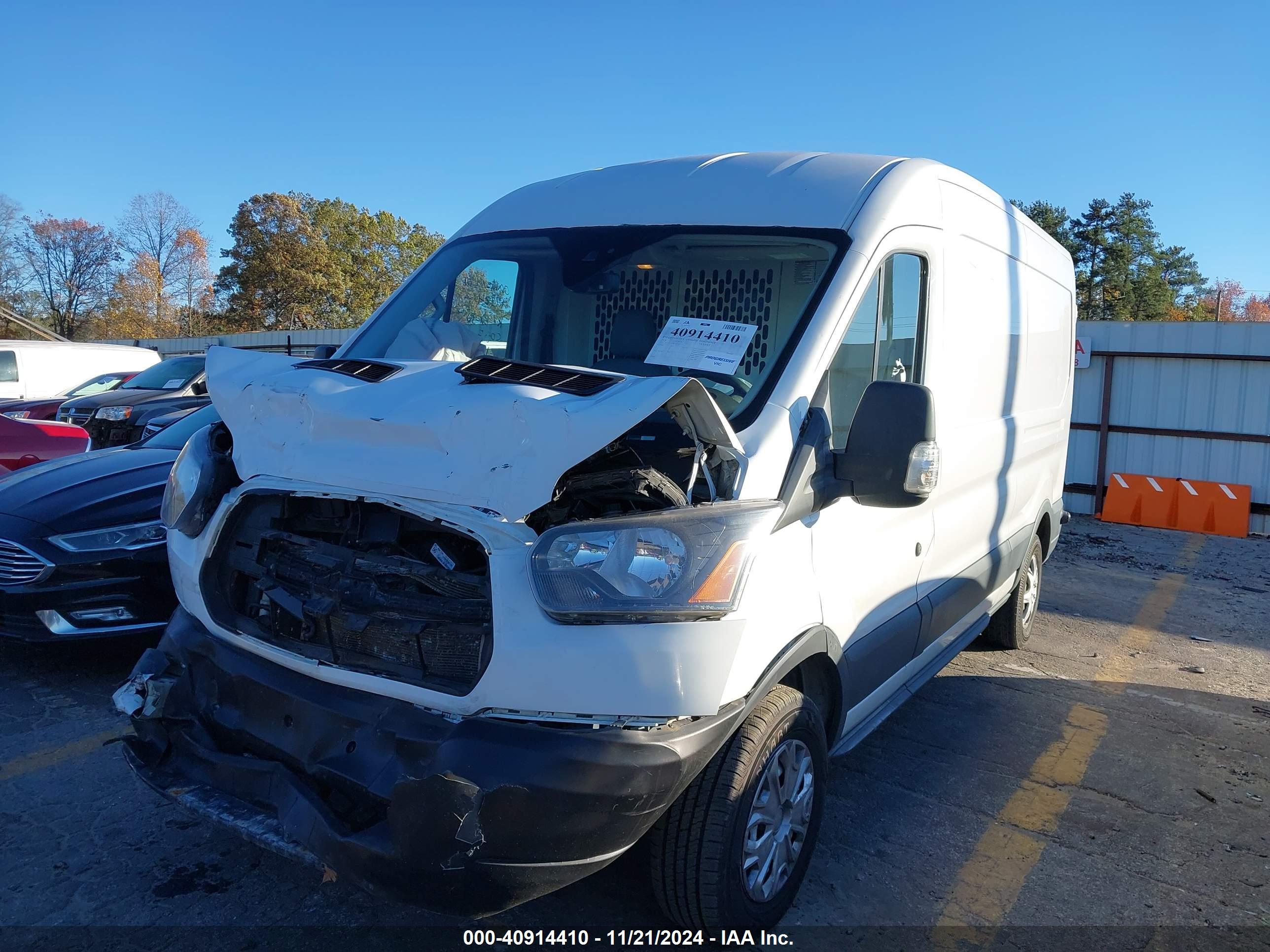 FORD TRANSIT-150 image 2