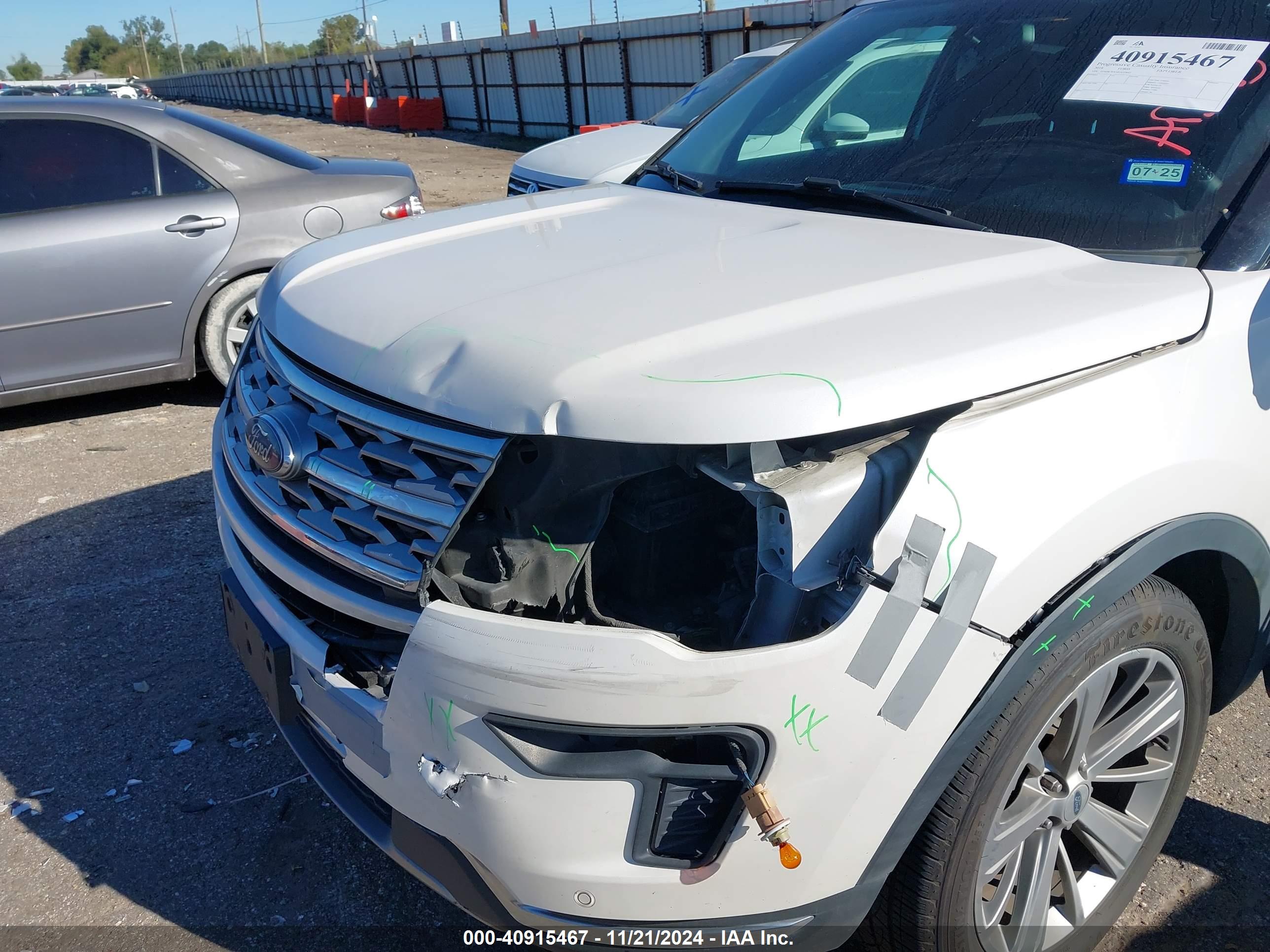 FORD EXPLORER image 6