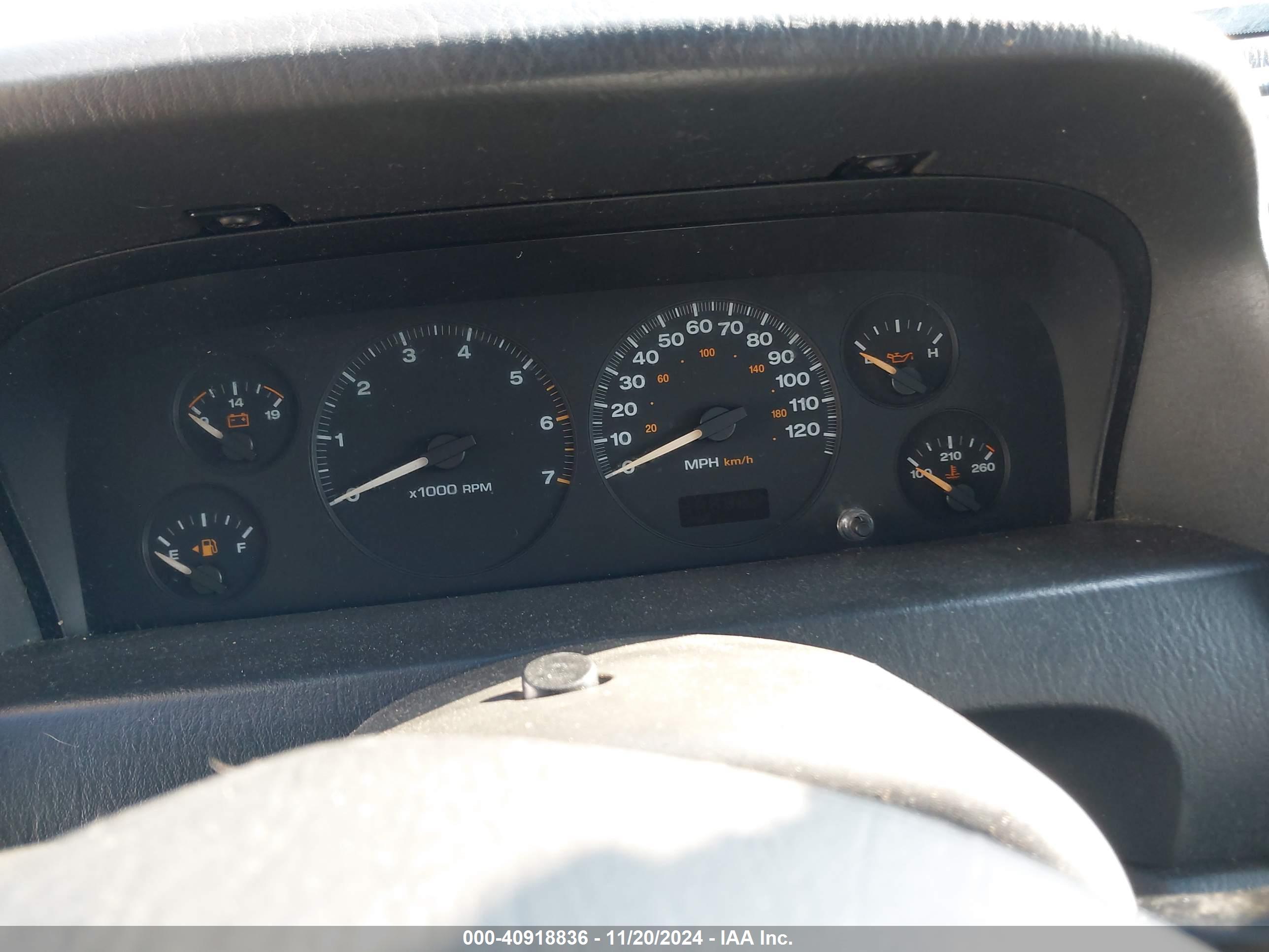 JEEP GRAND image 7