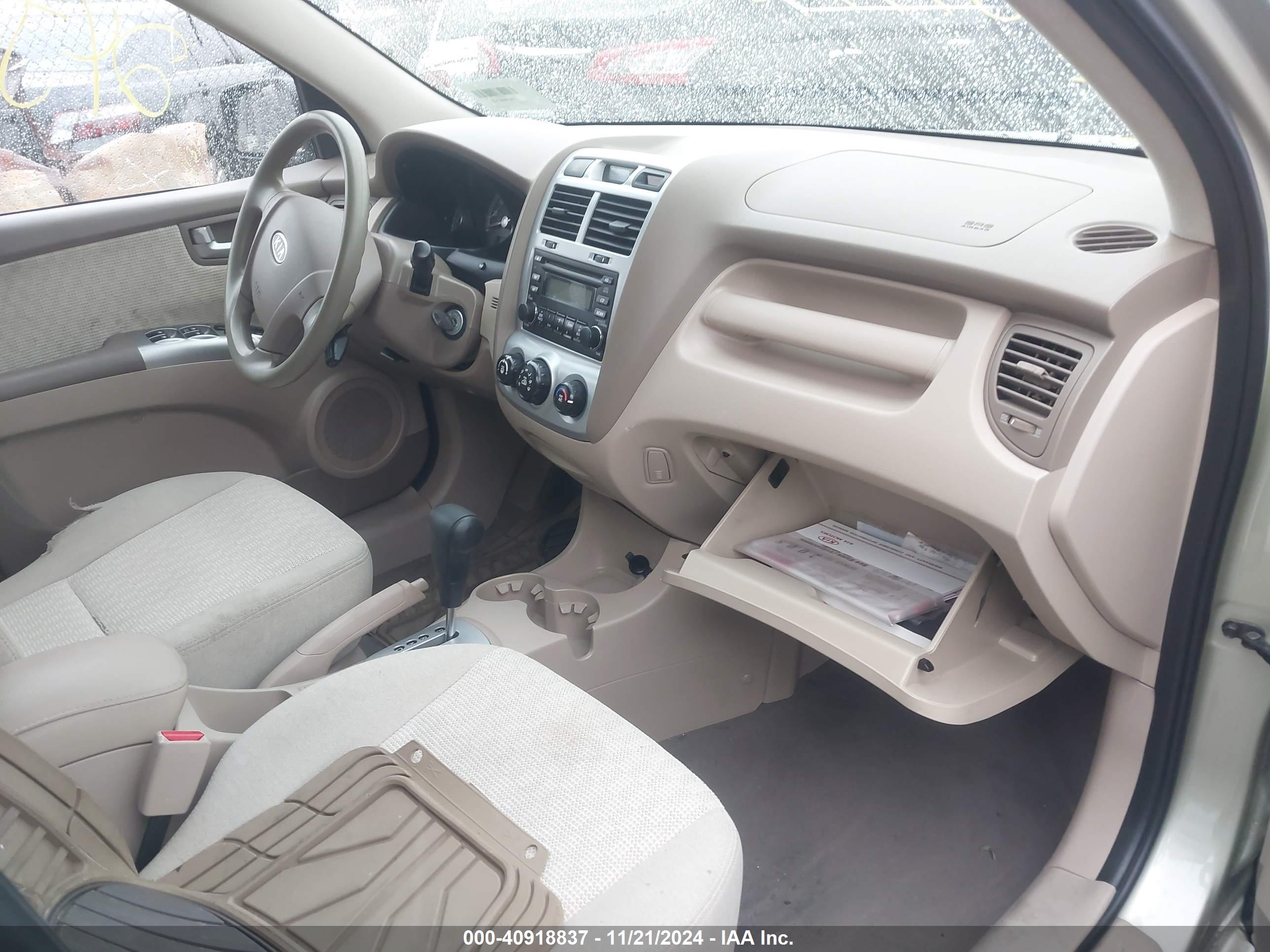 KIA SPORTAGE image 5