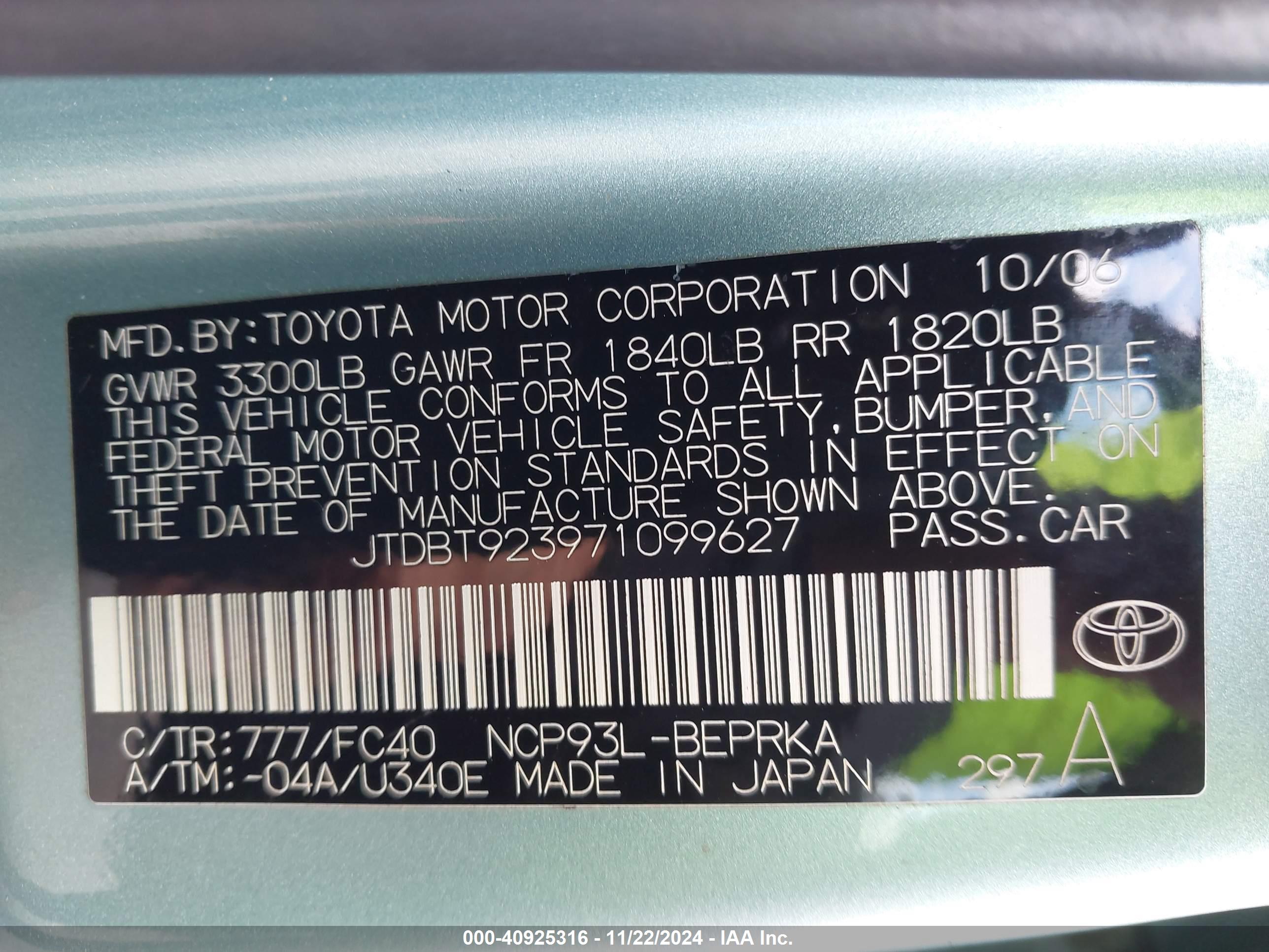 TOYOTA YARIS image 9
