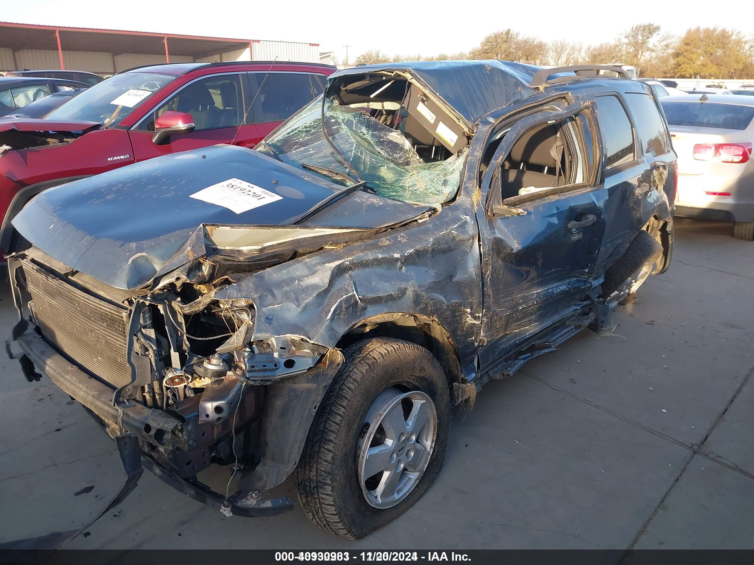 FORD ESCAPE image 6