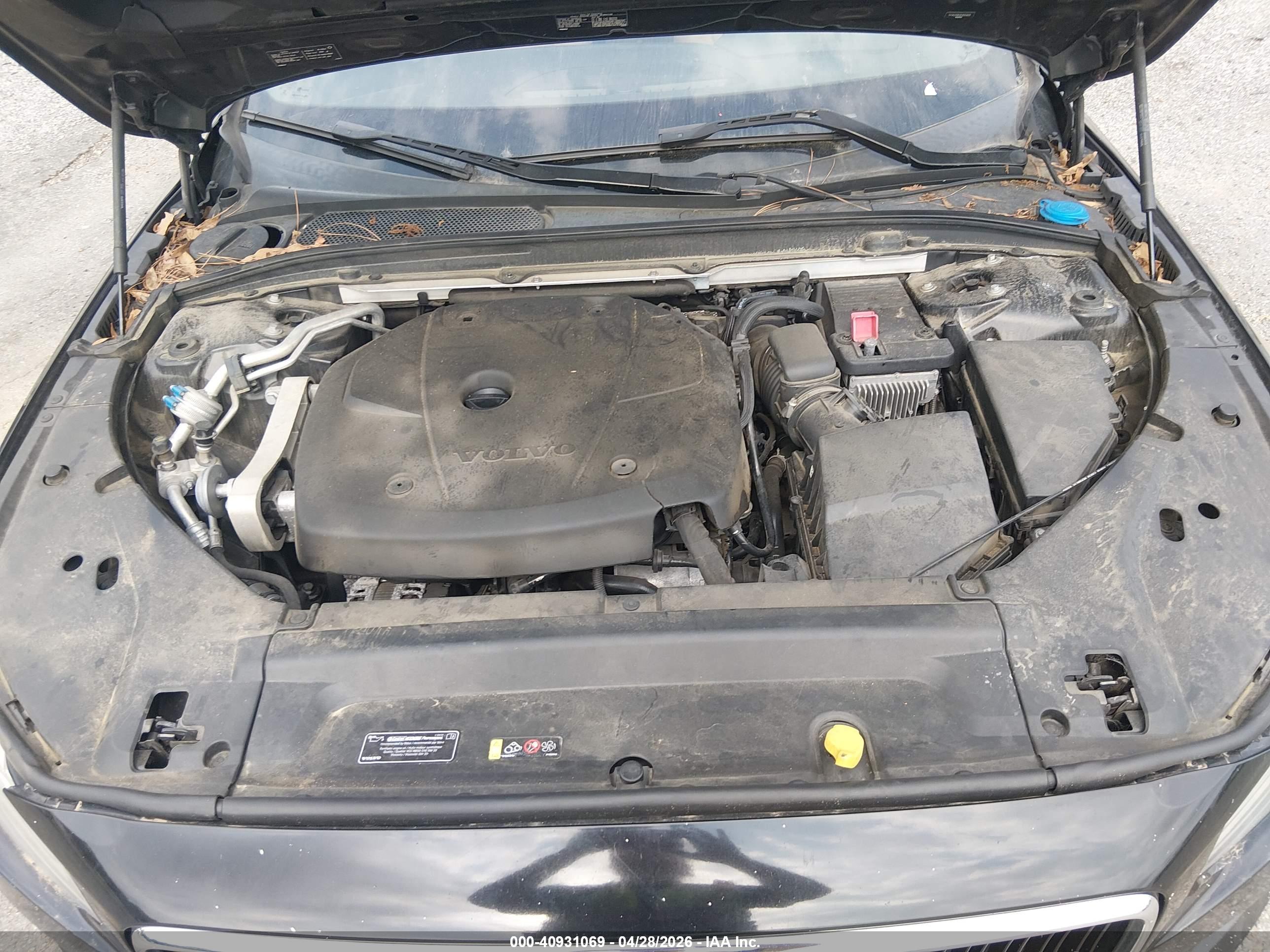 VOLVO S90 image 10