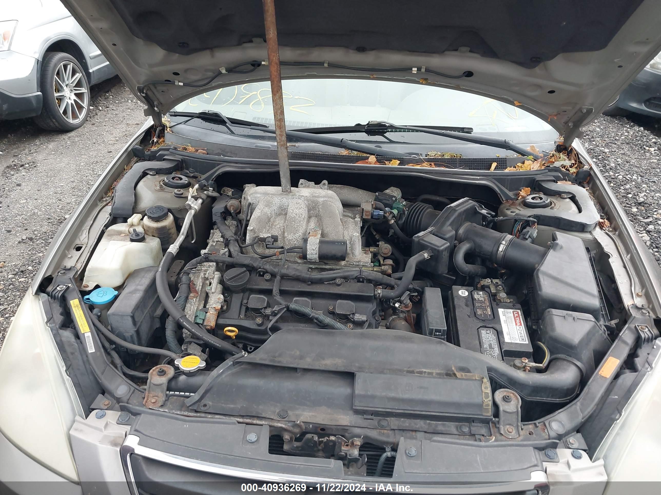 NISSAN ALTIMA image 10