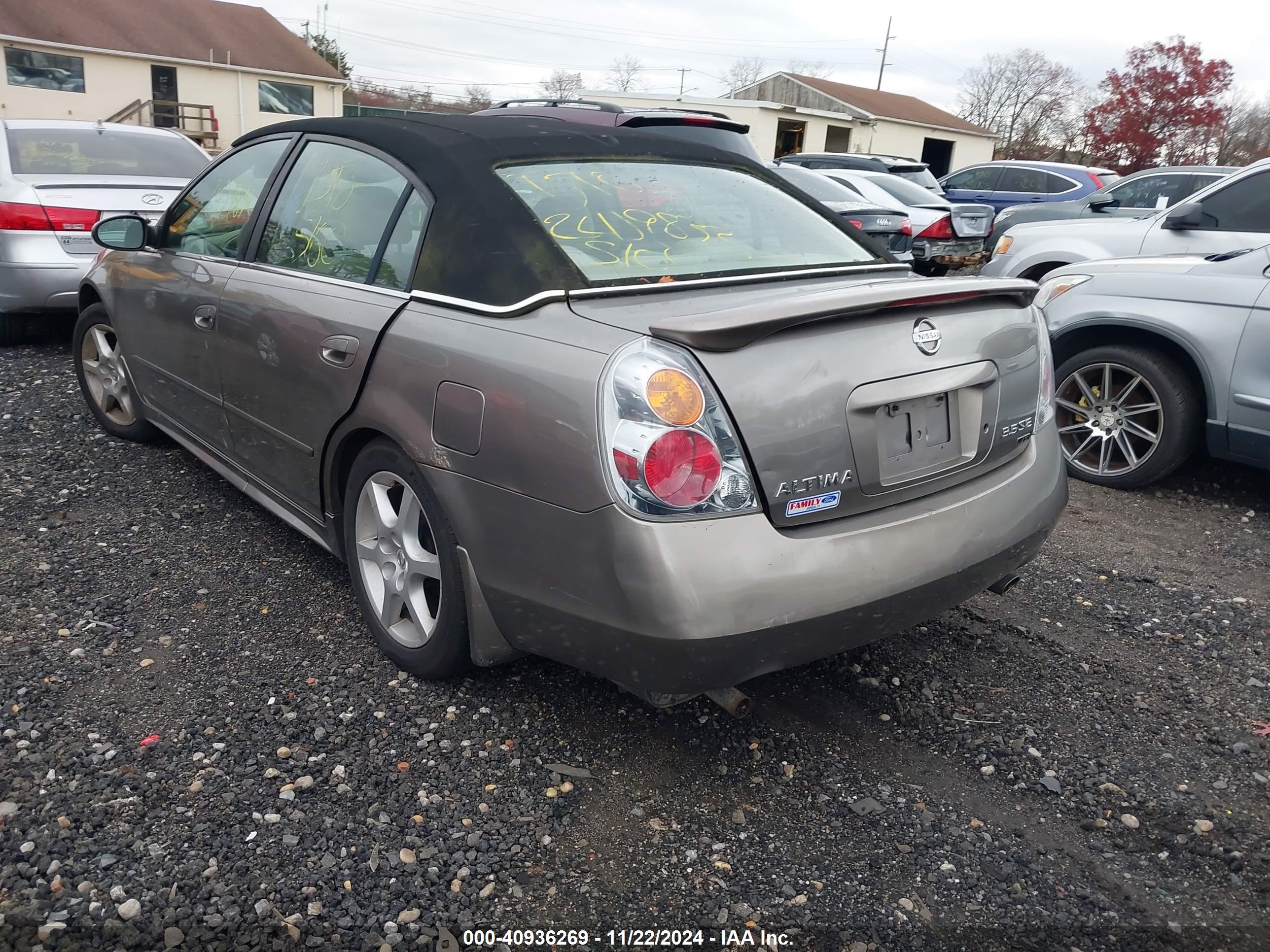 NISSAN ALTIMA image 3