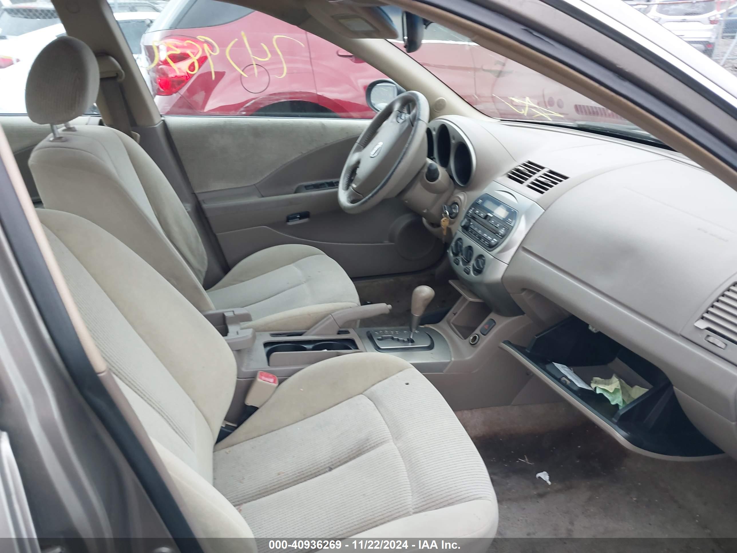 NISSAN ALTIMA image 5