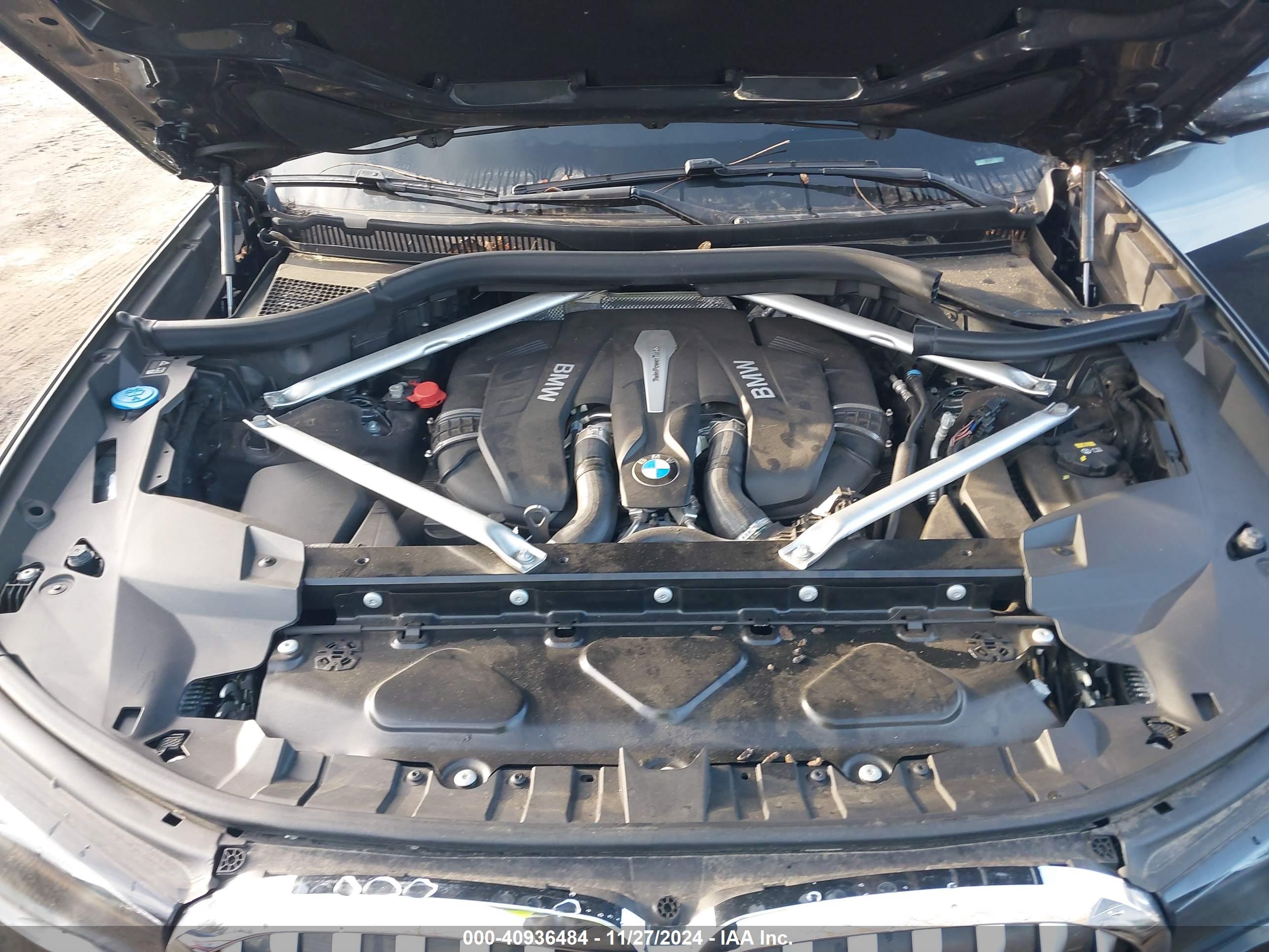 BMW X7 image 10