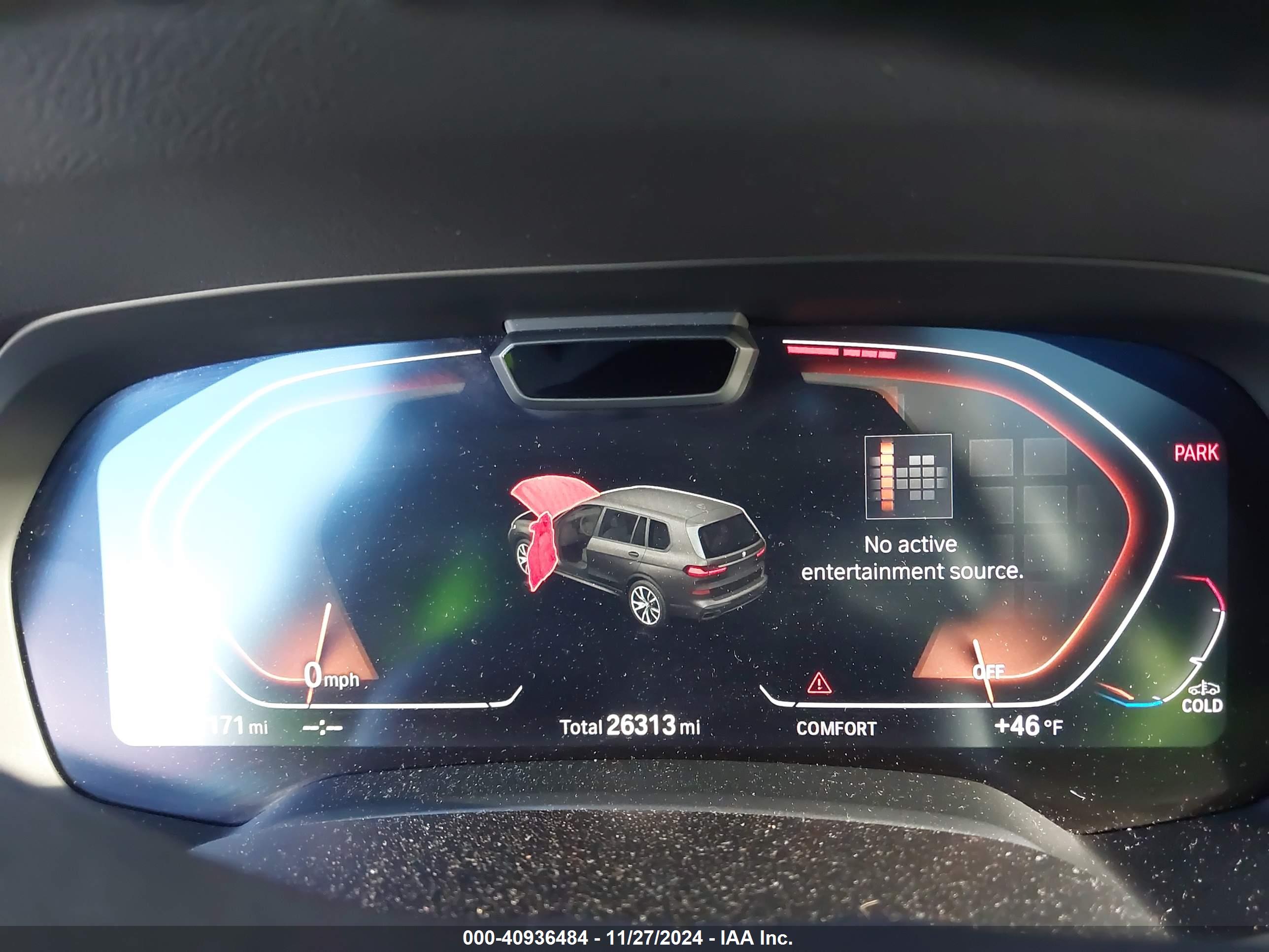BMW X7 image 7