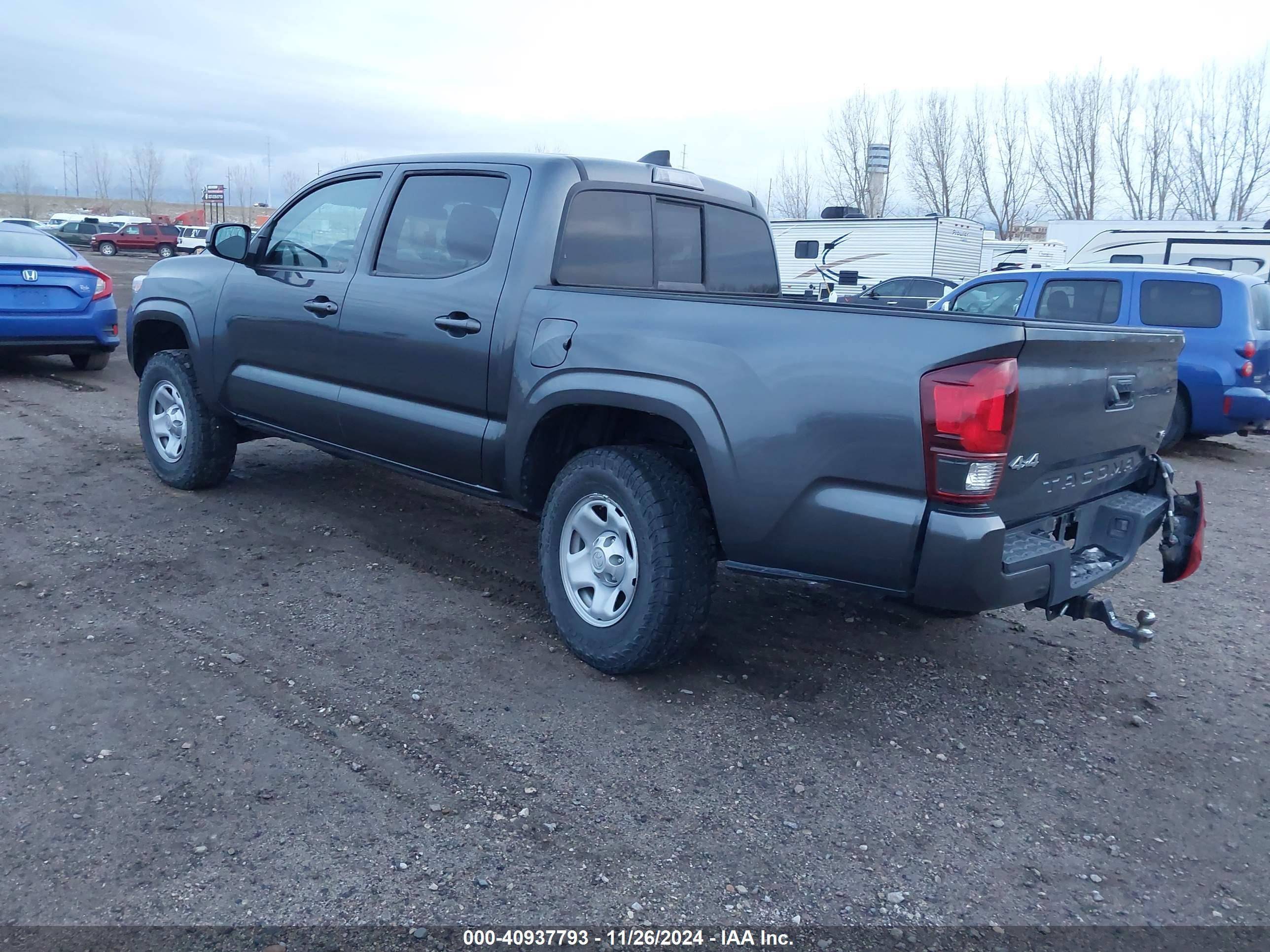 TOYOTA TACOMA image 3