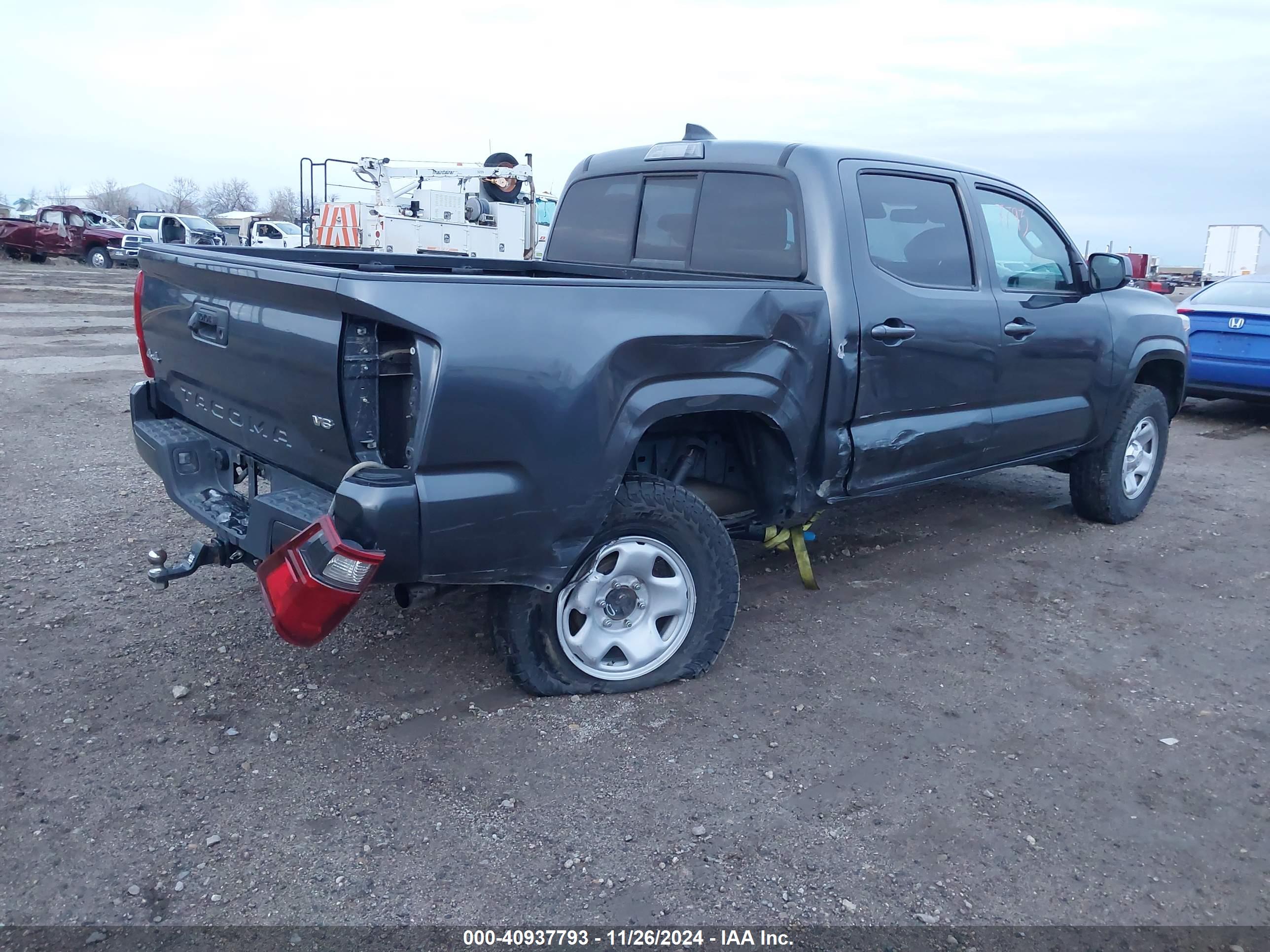 TOYOTA TACOMA image 4