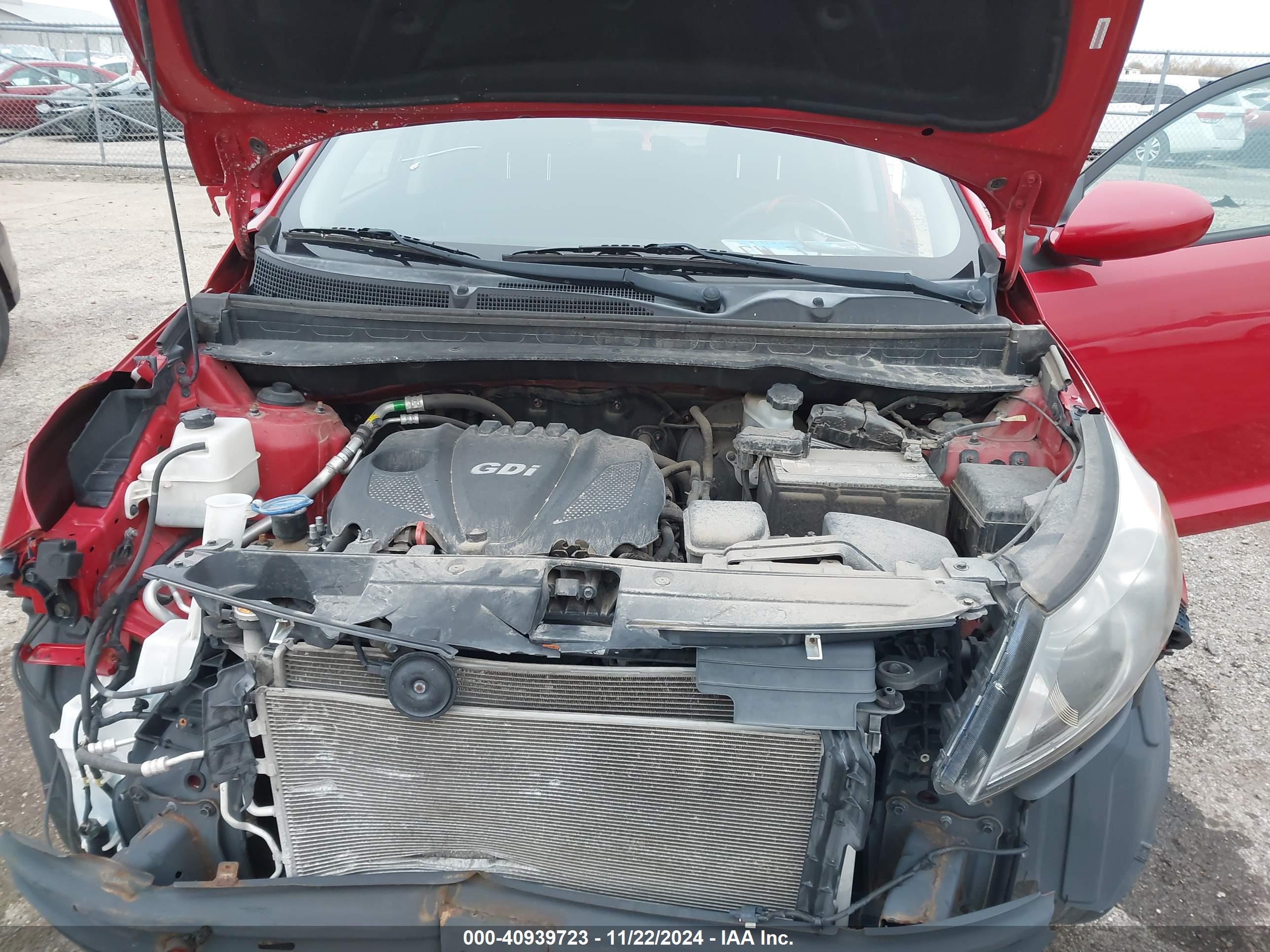 KIA SPORTAGE image 10
