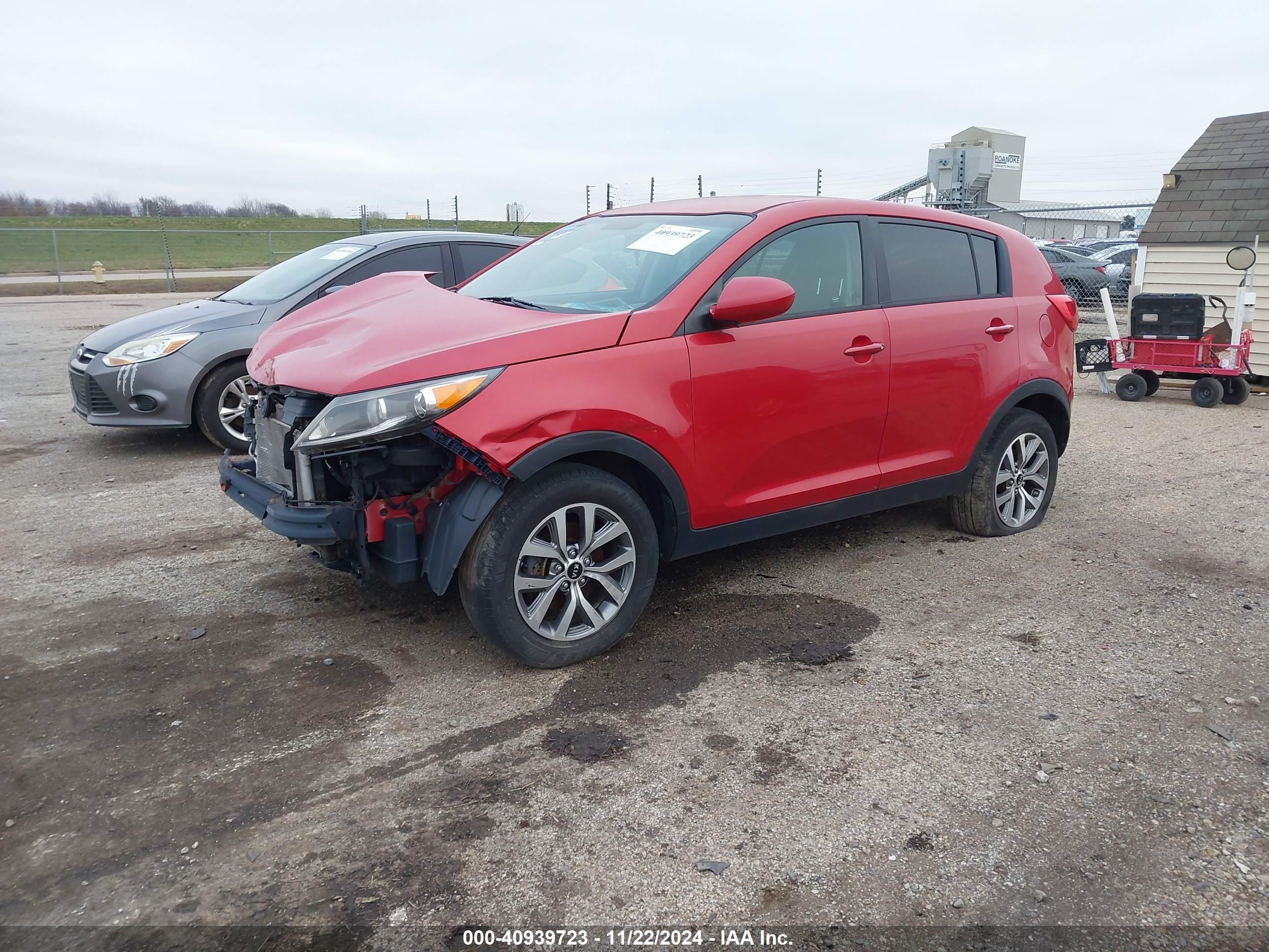 KIA SPORTAGE image 2