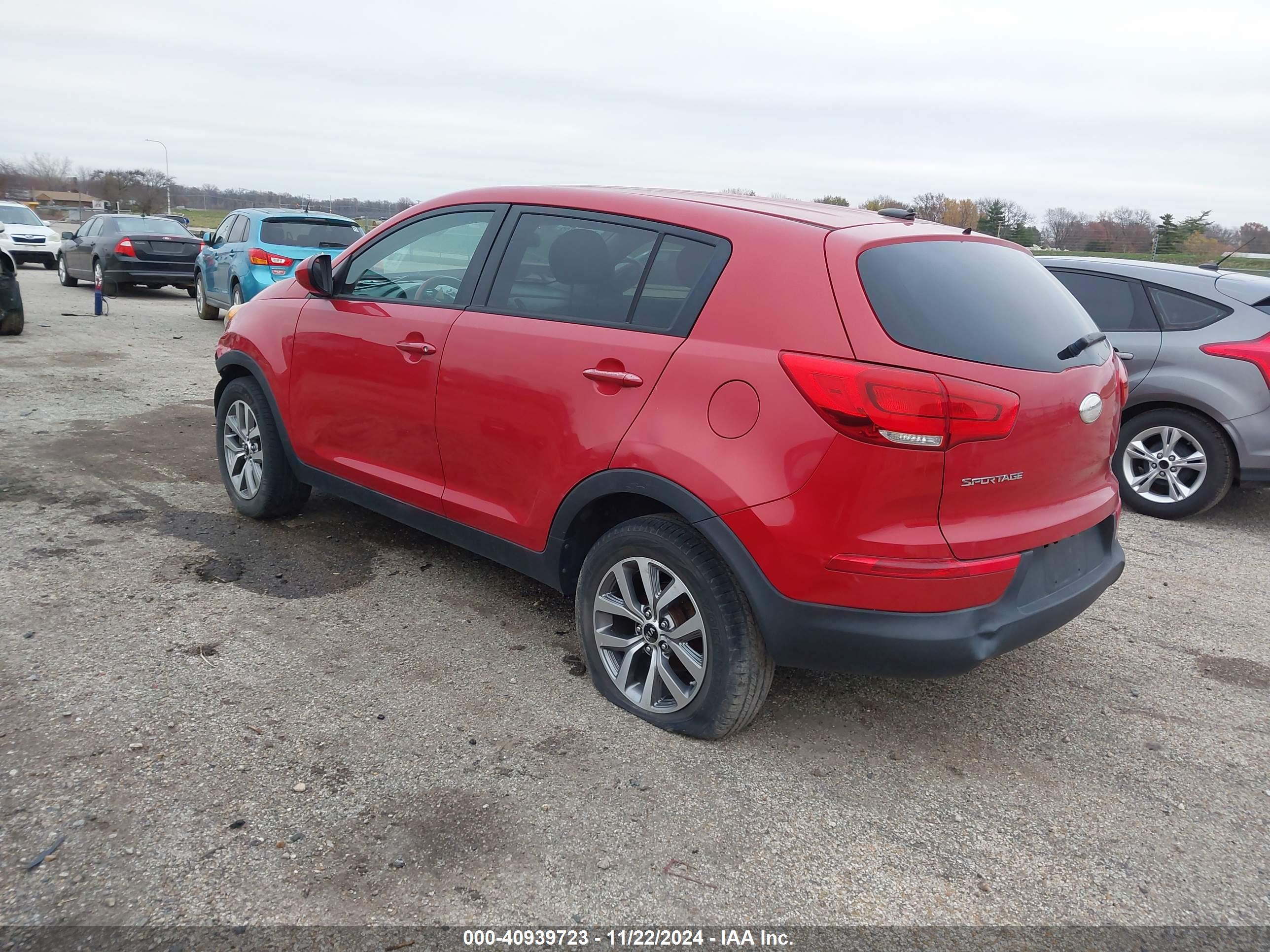 KIA SPORTAGE image 3