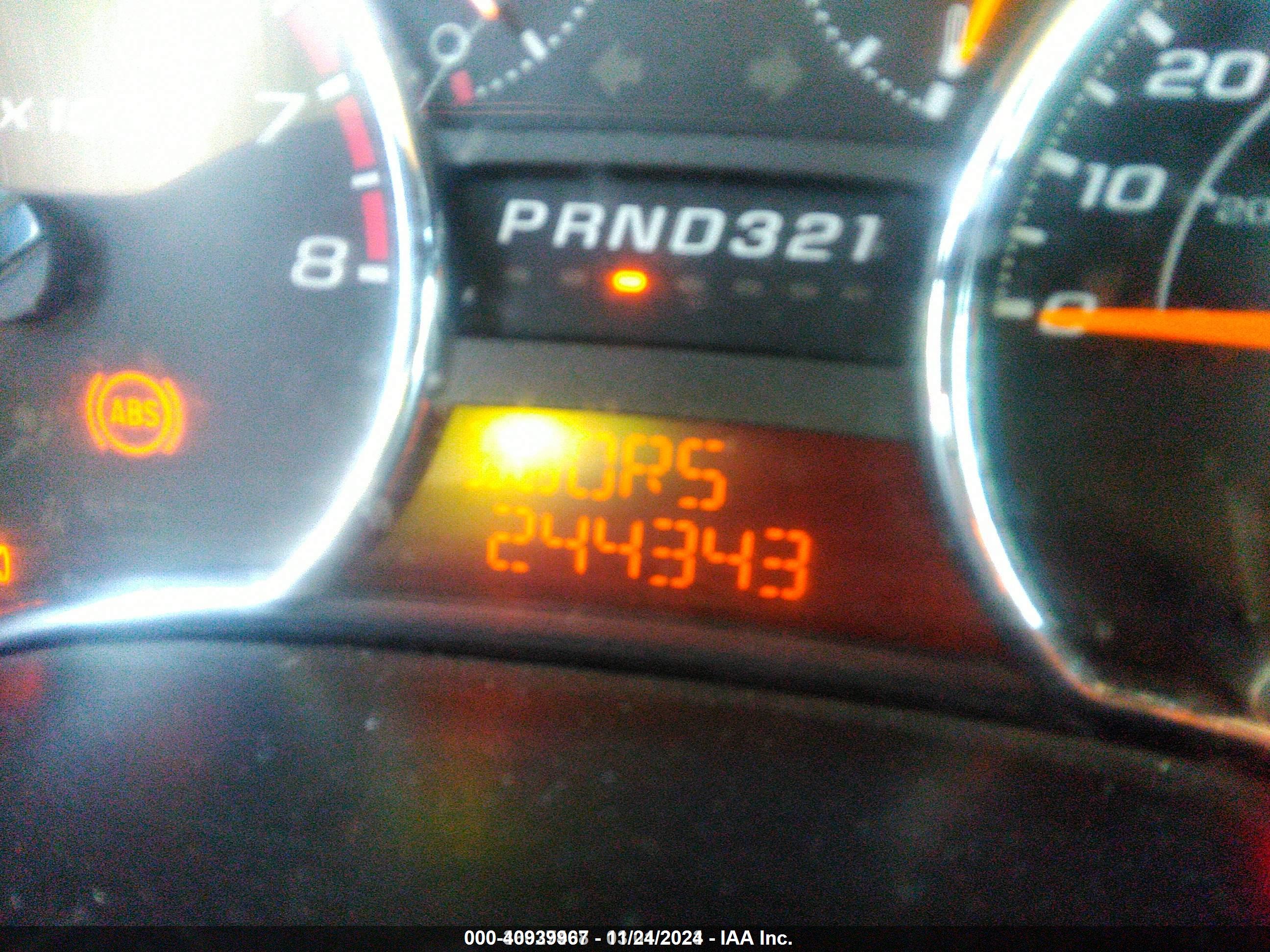 GMC CANYON image 7