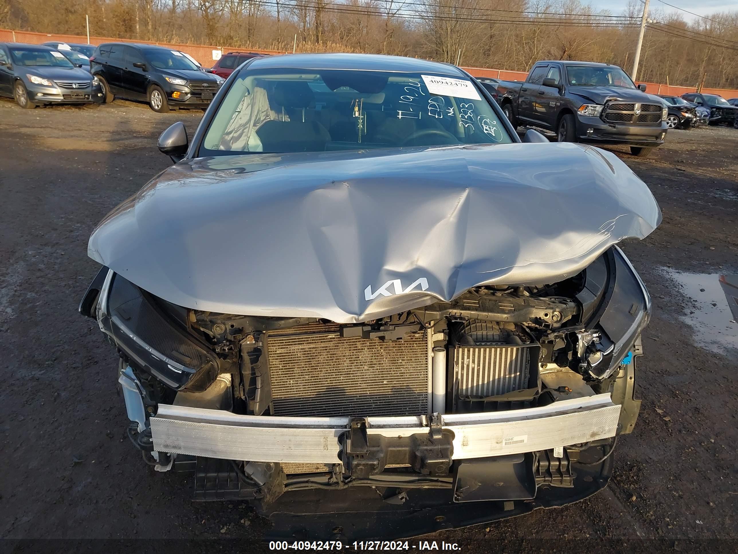KIA K5 image 6