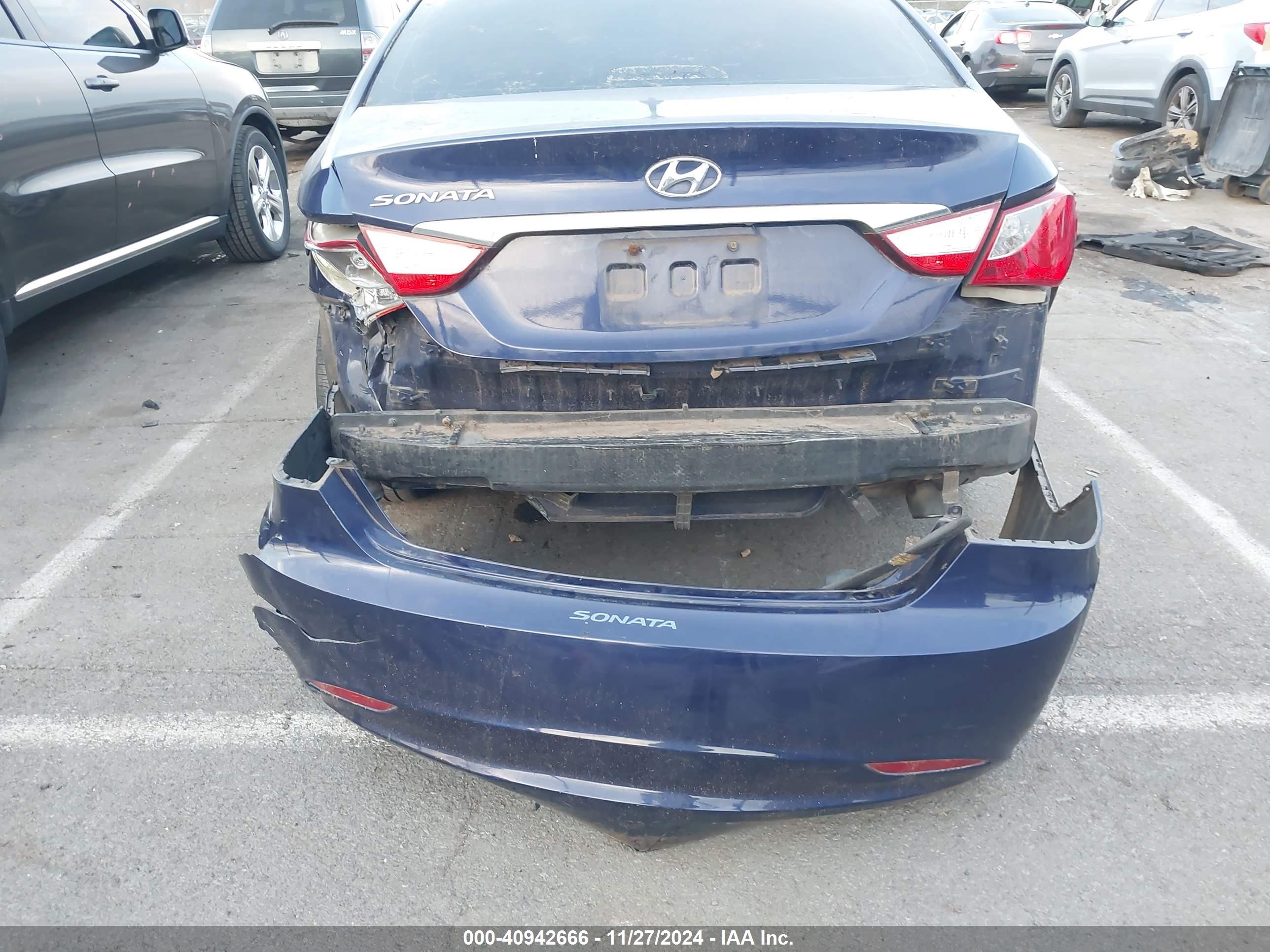 HYUNDAI SONATA image 6