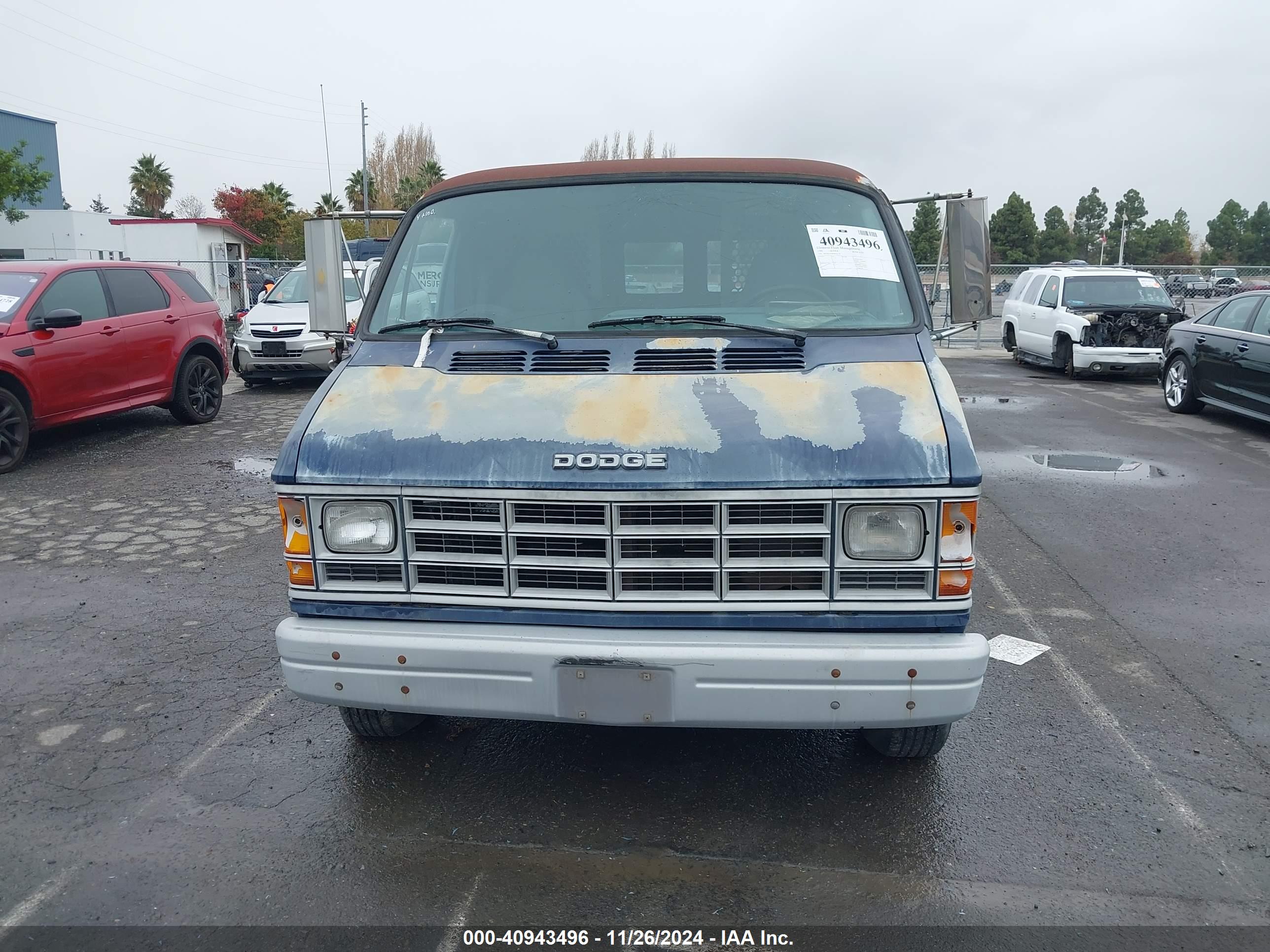 DODGE RAM image 6