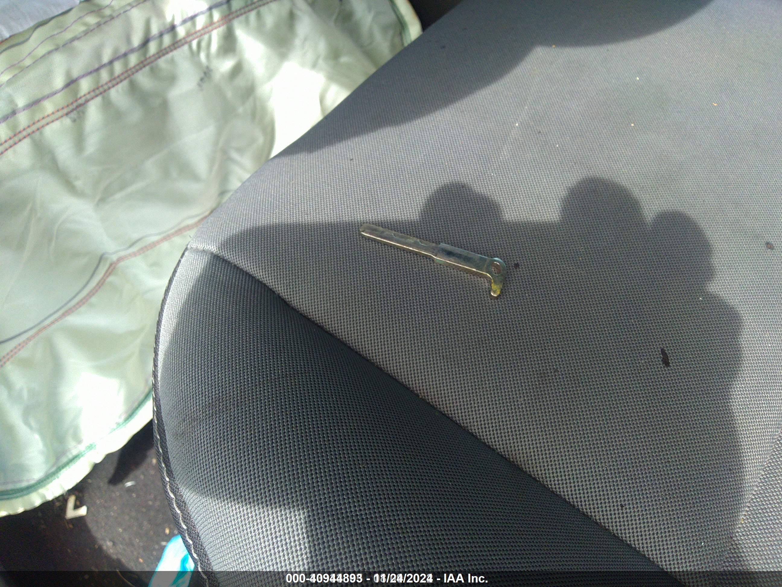 FORD ESCAPE image 11