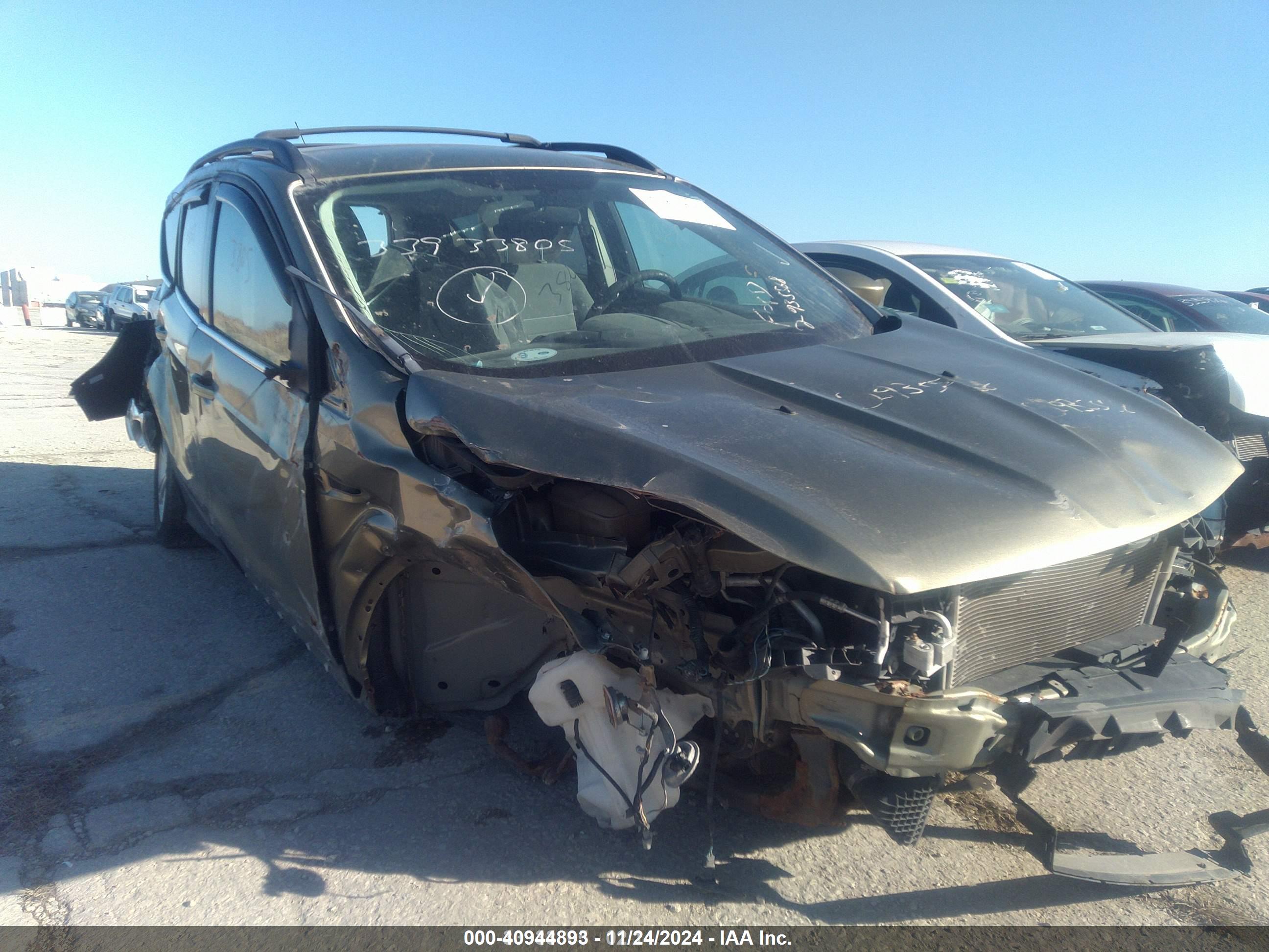 FORD ESCAPE image 6