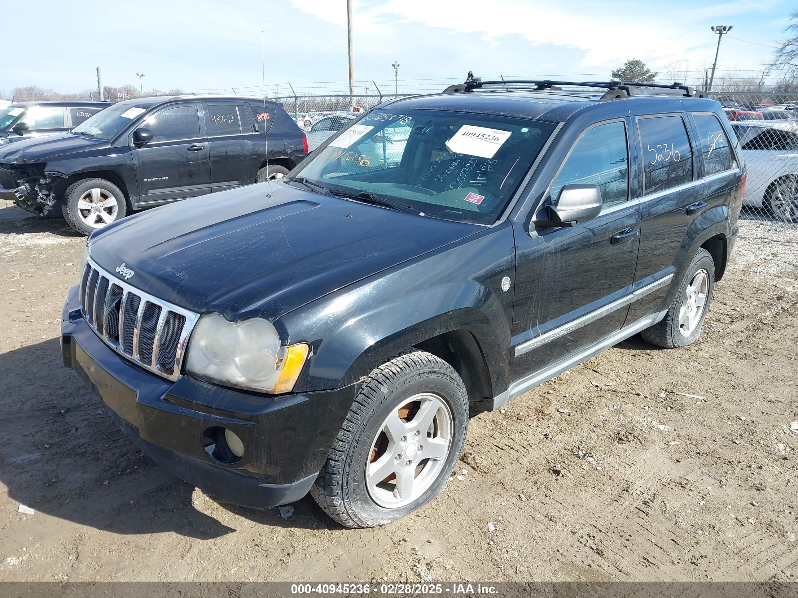 JEEP GRAND image 2