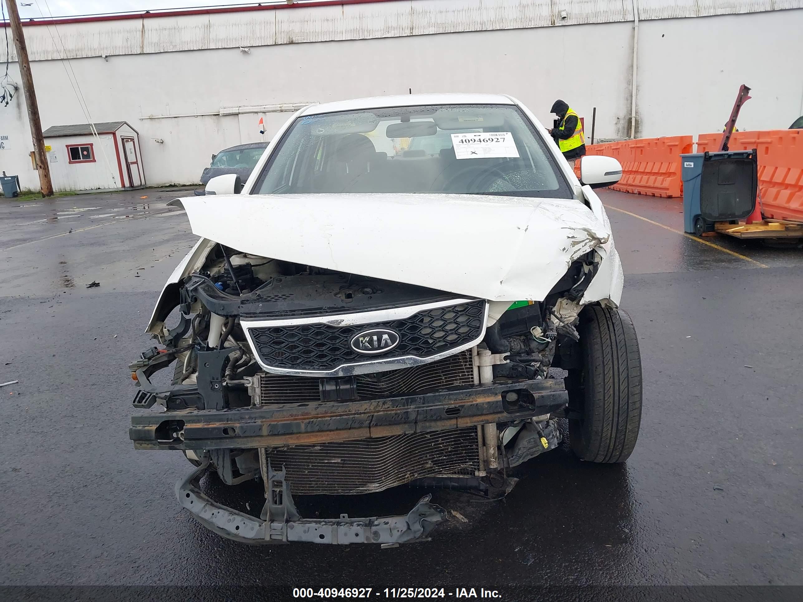 KIA RIO image 6