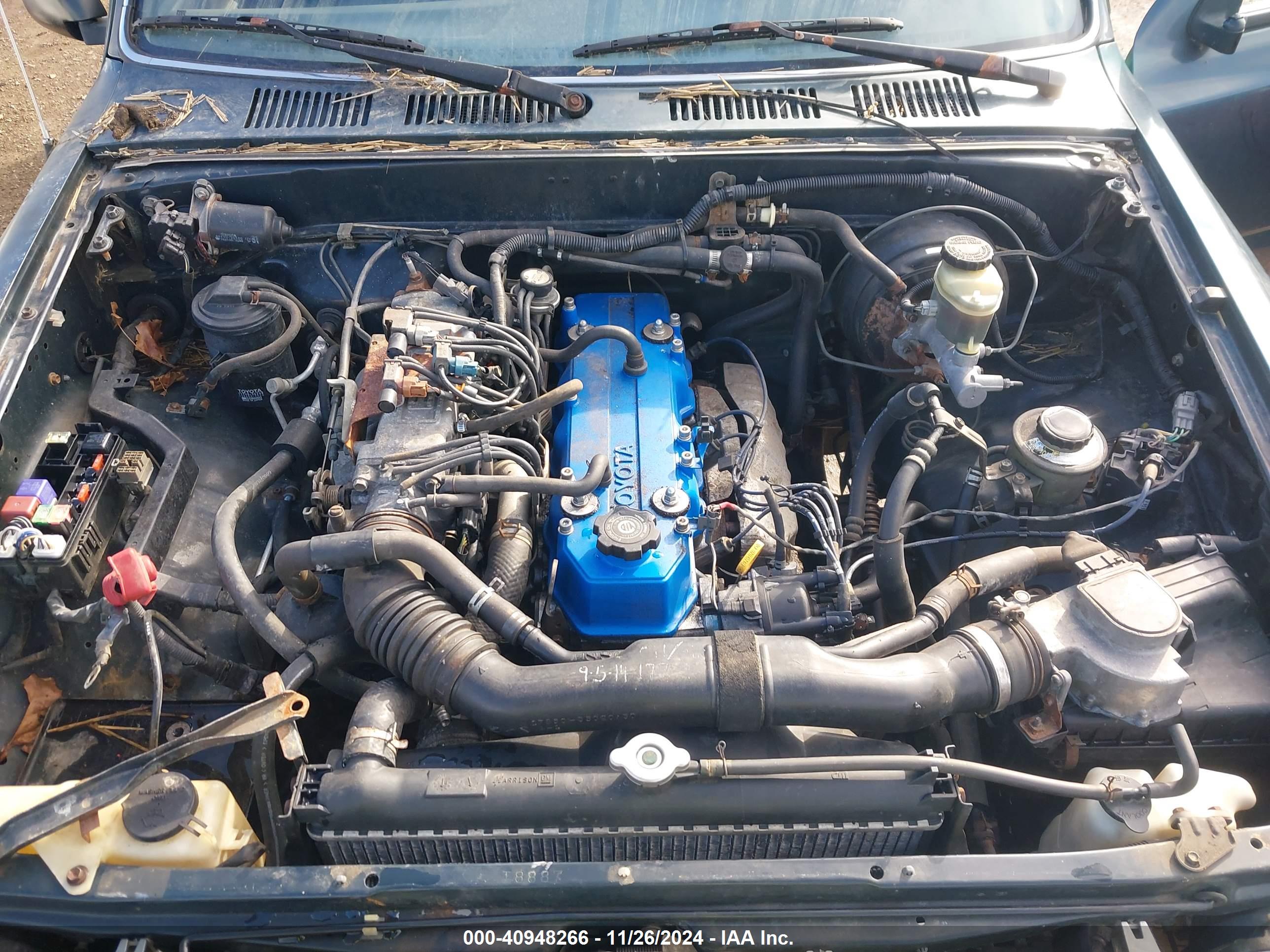 TOYOTA PICKUP image 10