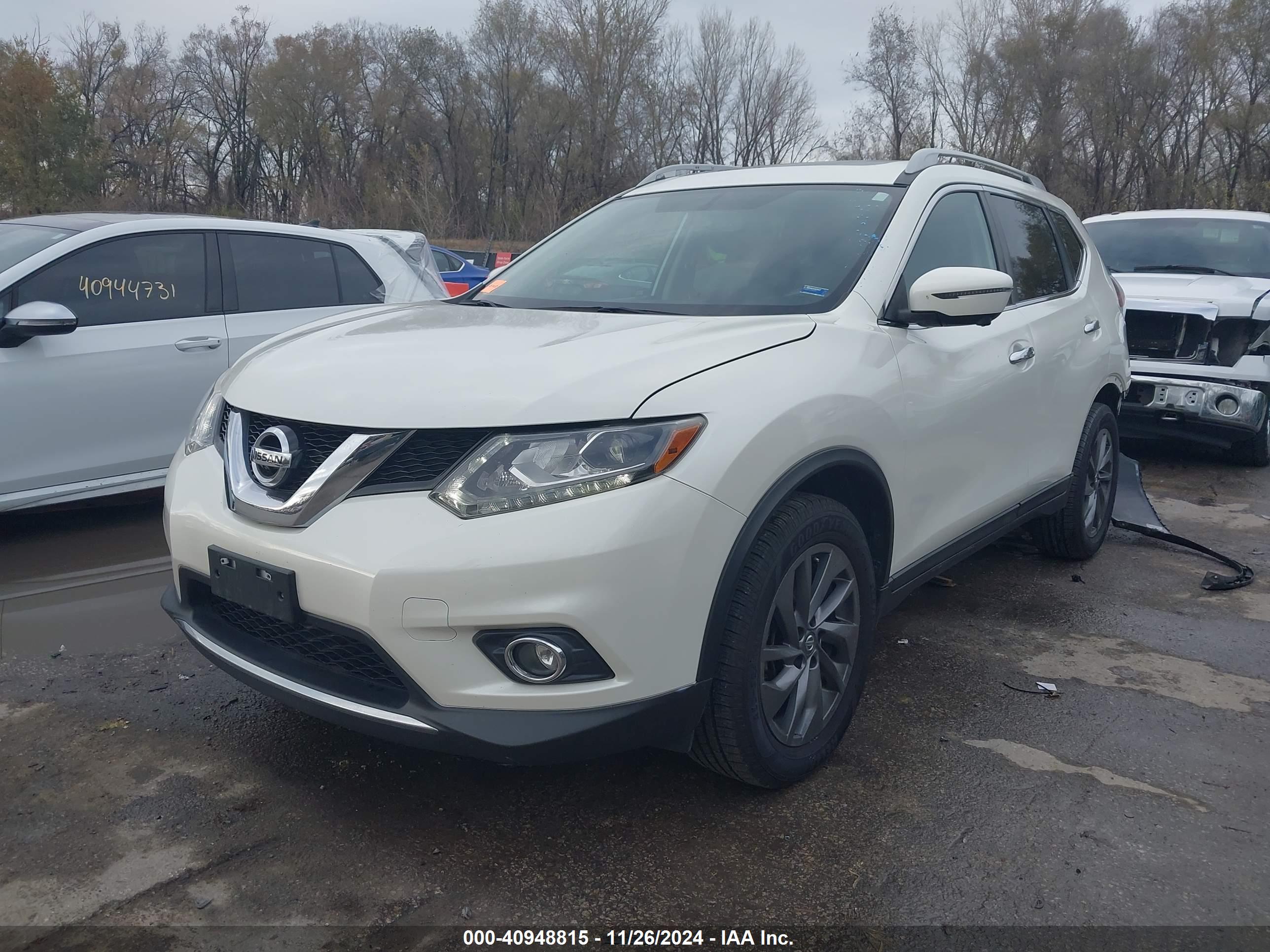 NISSAN ROGUE image 2