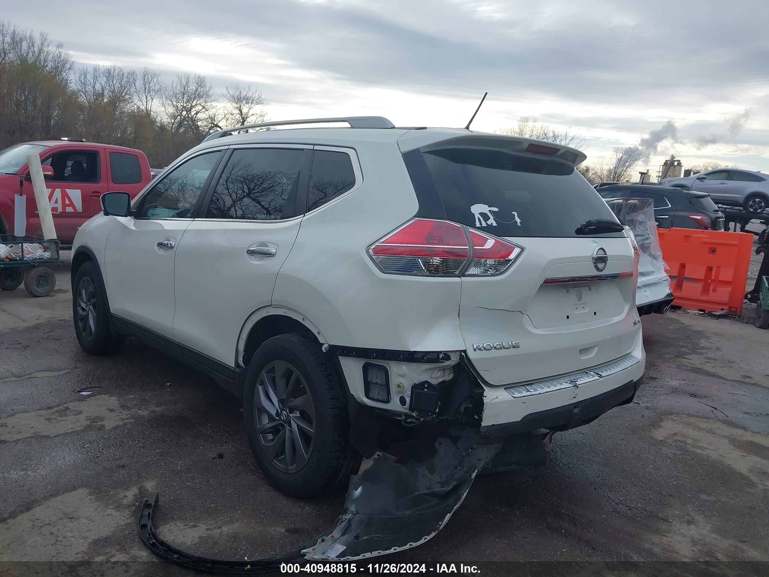 NISSAN ROGUE image 3