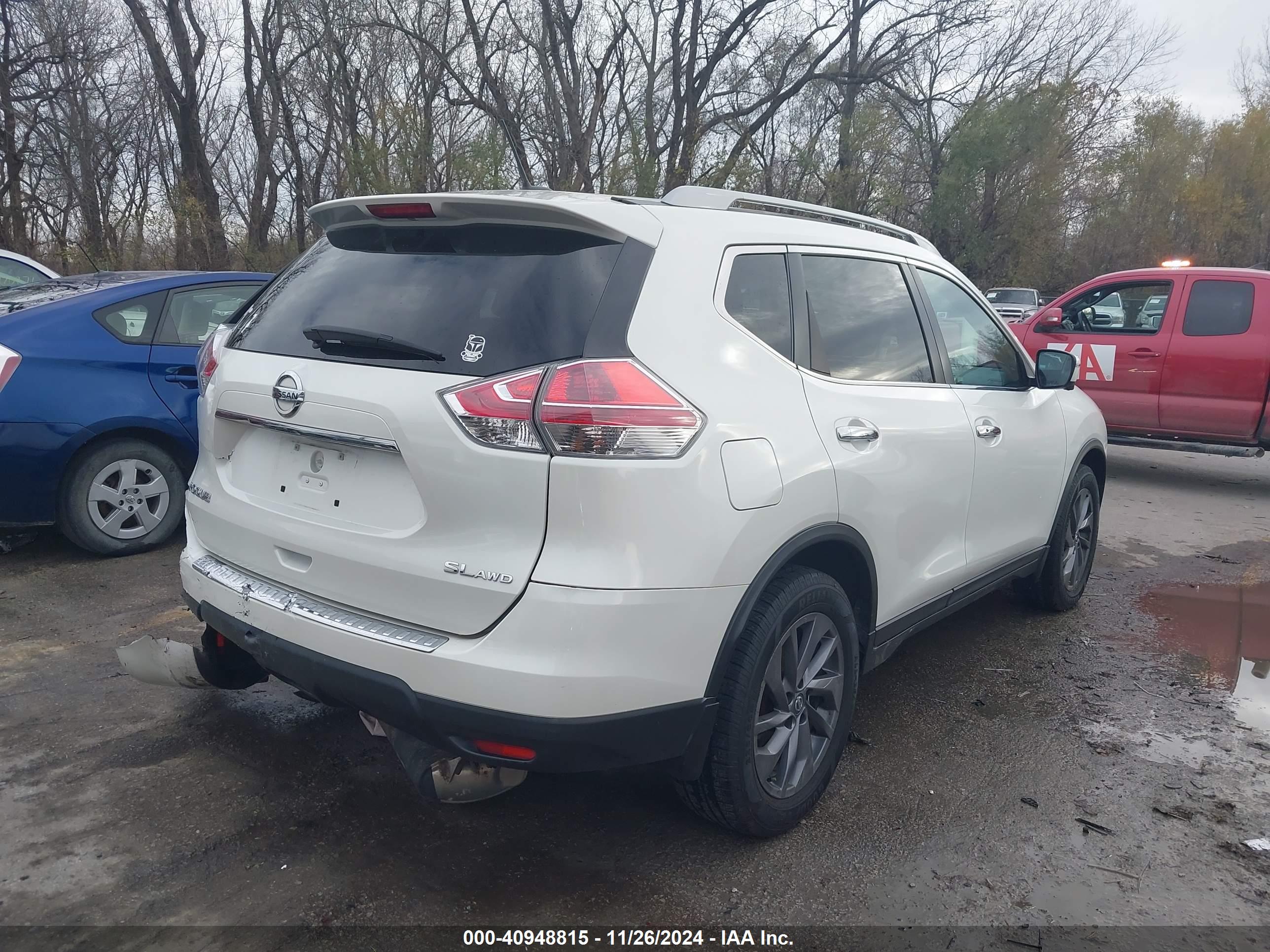 NISSAN ROGUE image 4