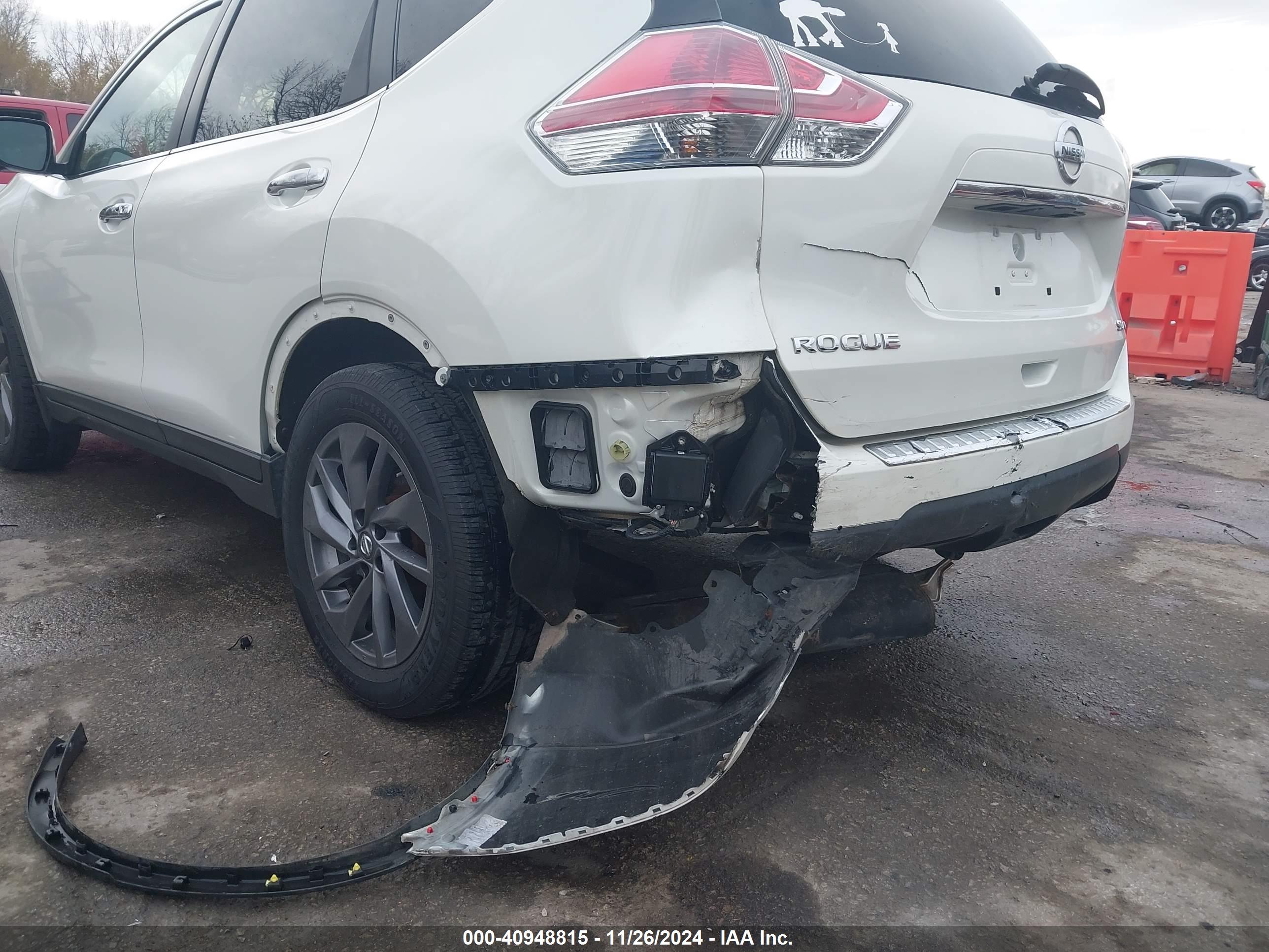 NISSAN ROGUE image 6