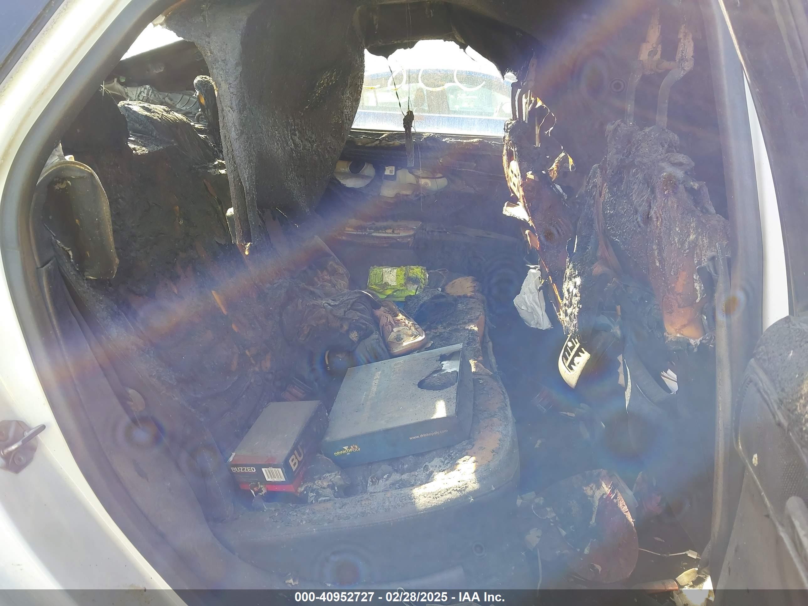 FORD FUSION image 8