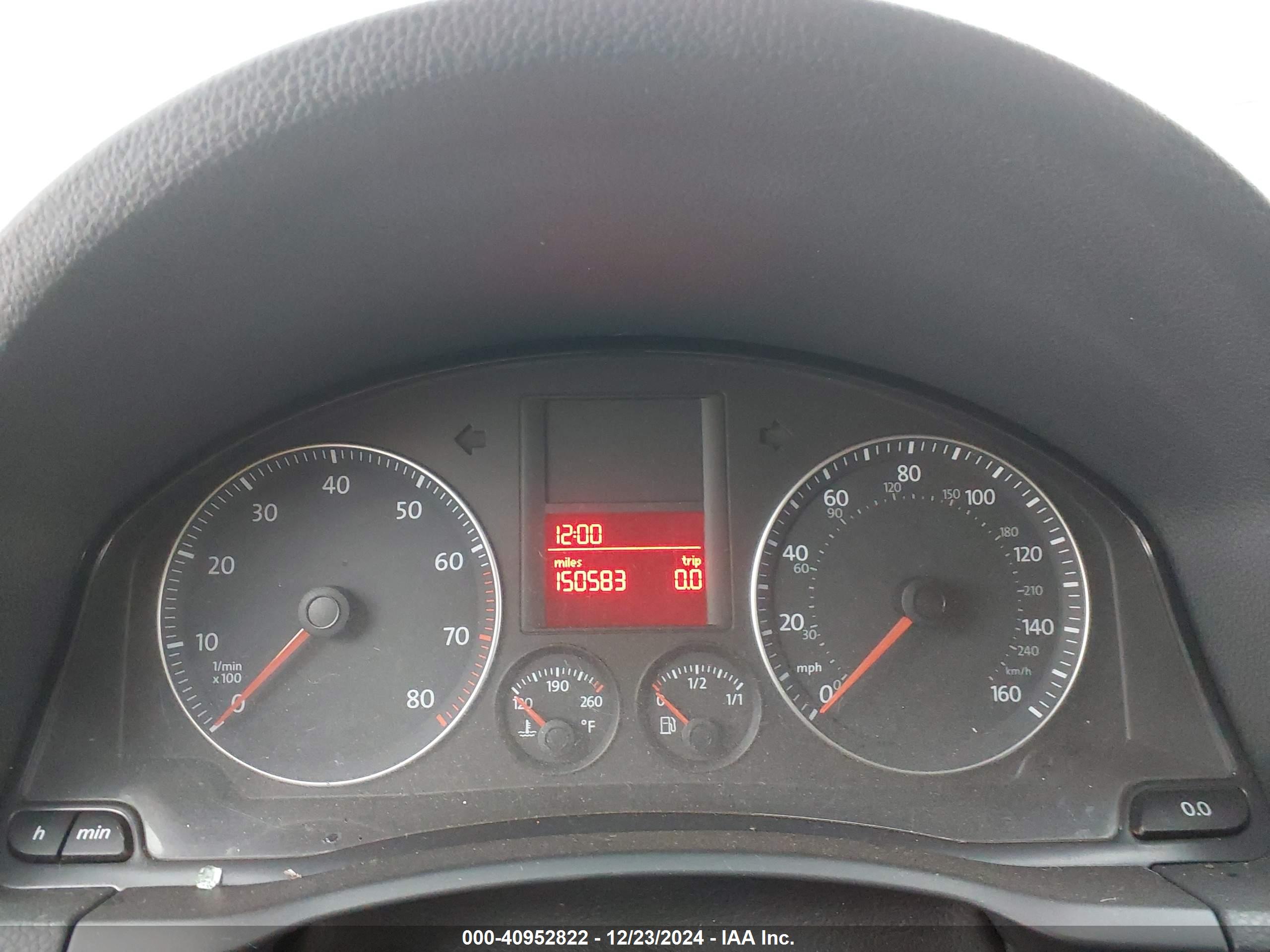 VOLKSWAGEN JETTA image 7