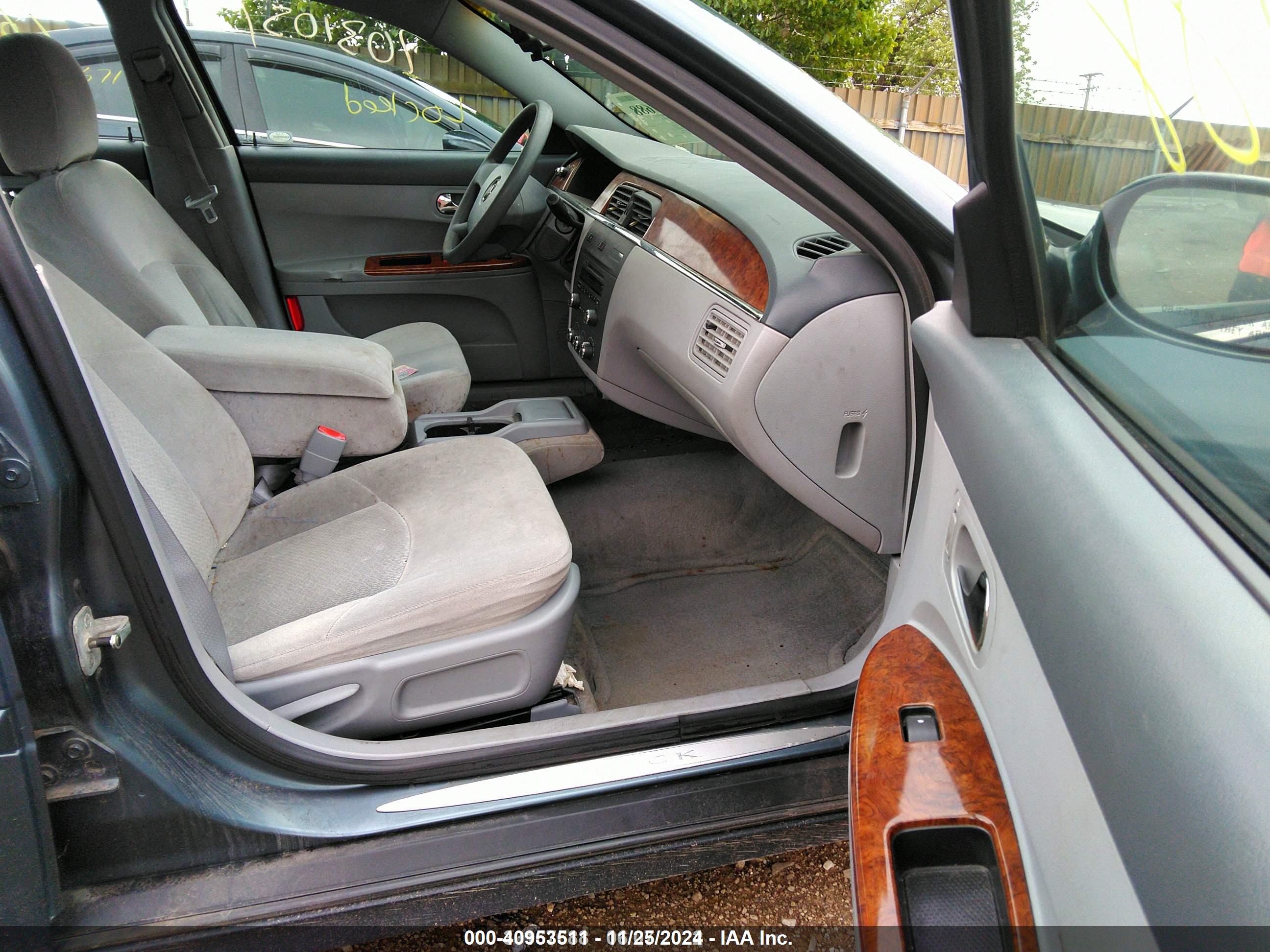 BUICK LACROSSE image 5