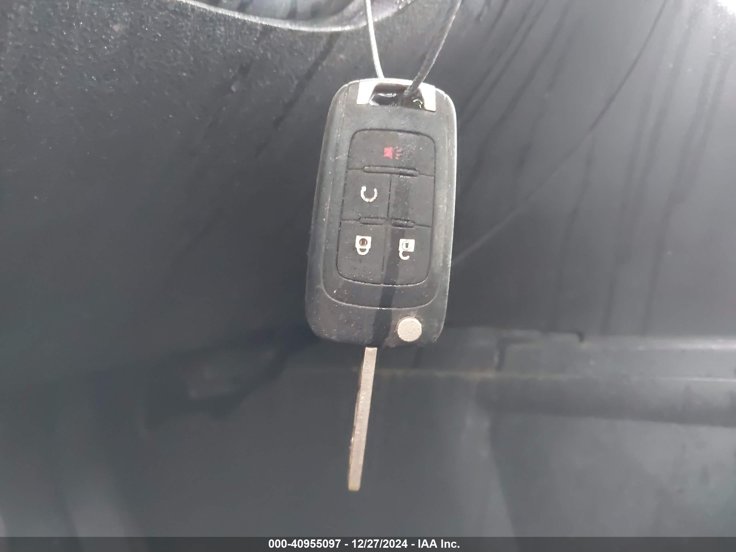CHEVROLET EQUINOX image 11
