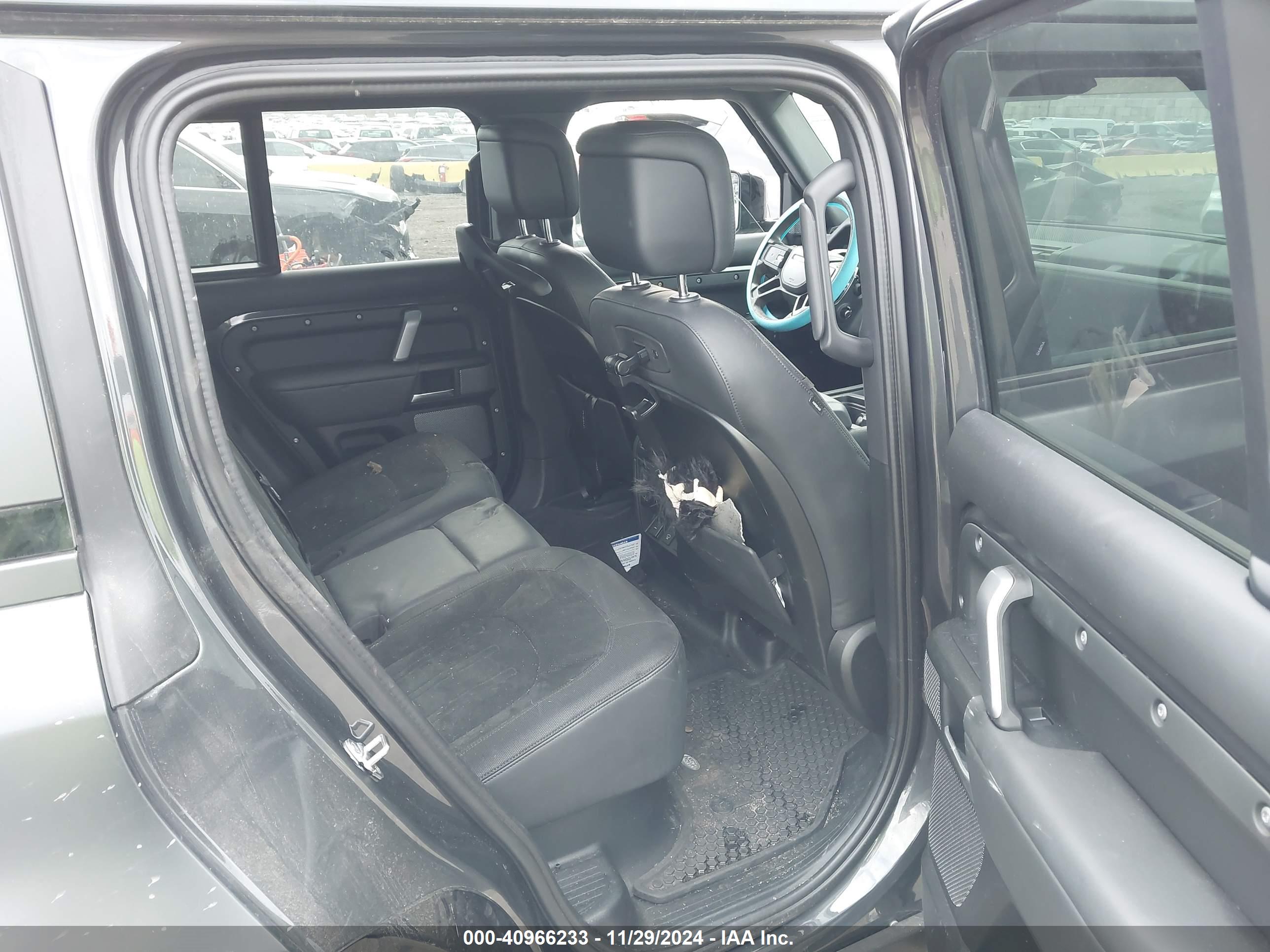 LAND ROVER image 8