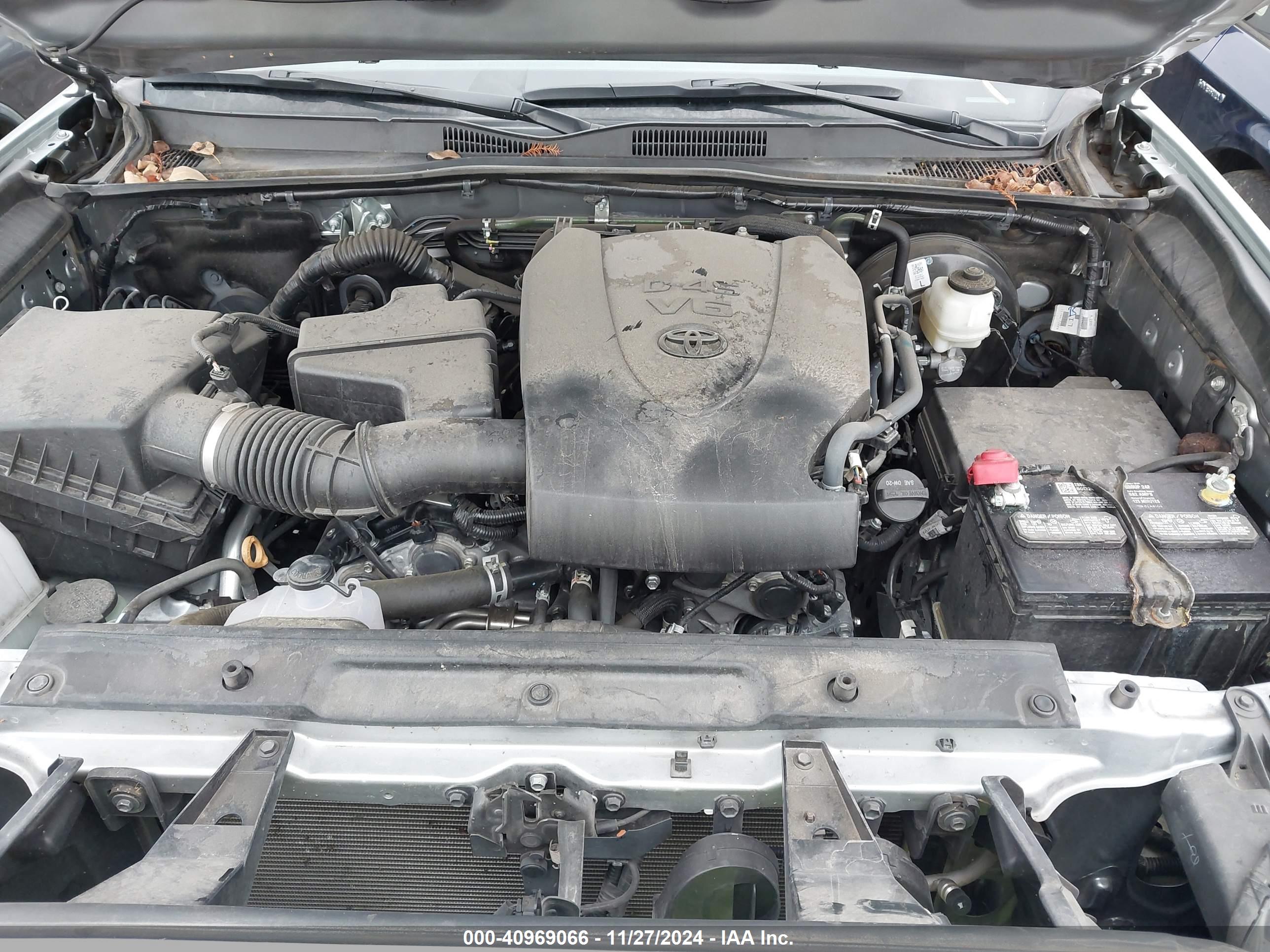 TOYOTA TACOMA image 10