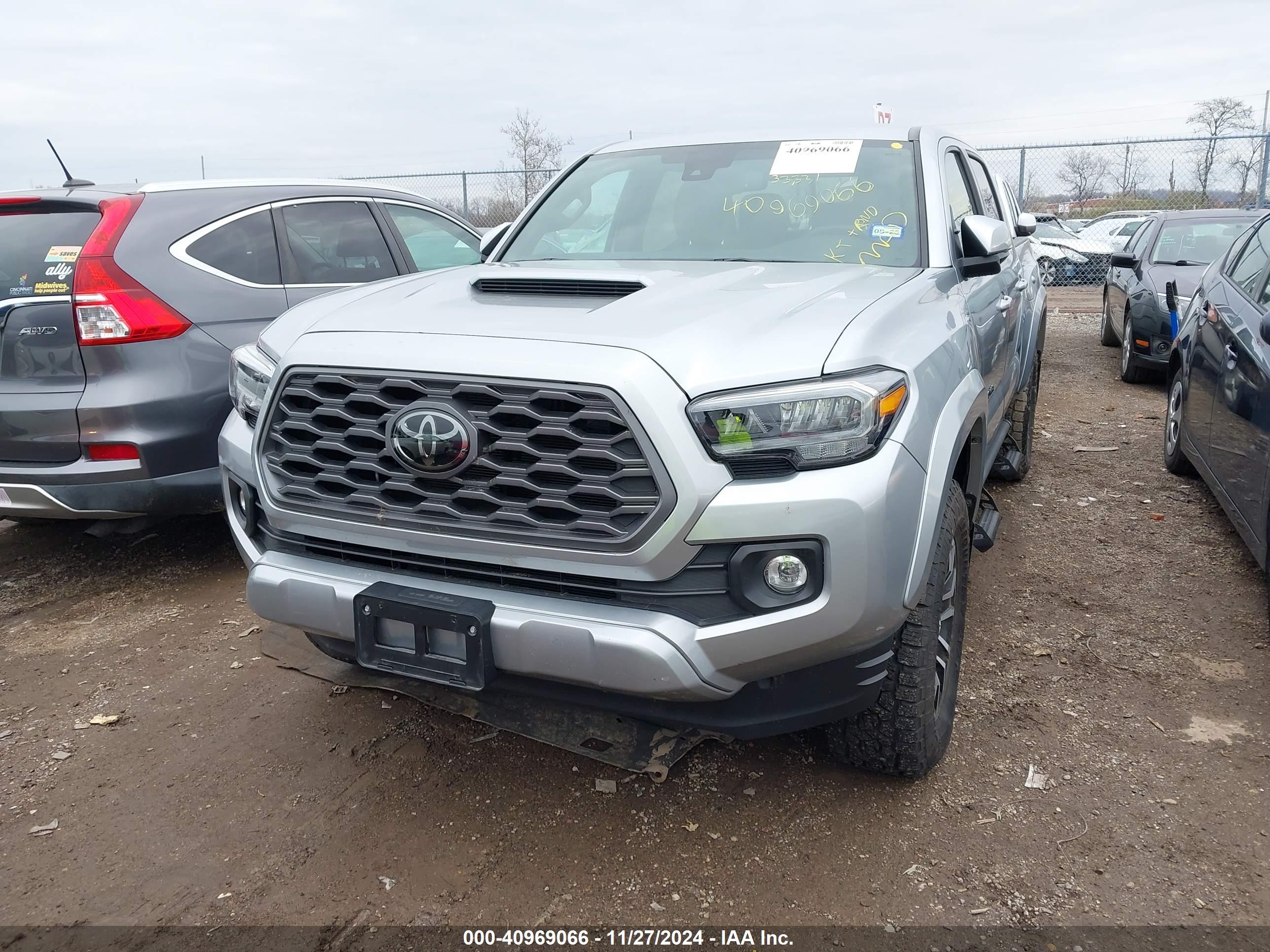 TOYOTA TACOMA image 6