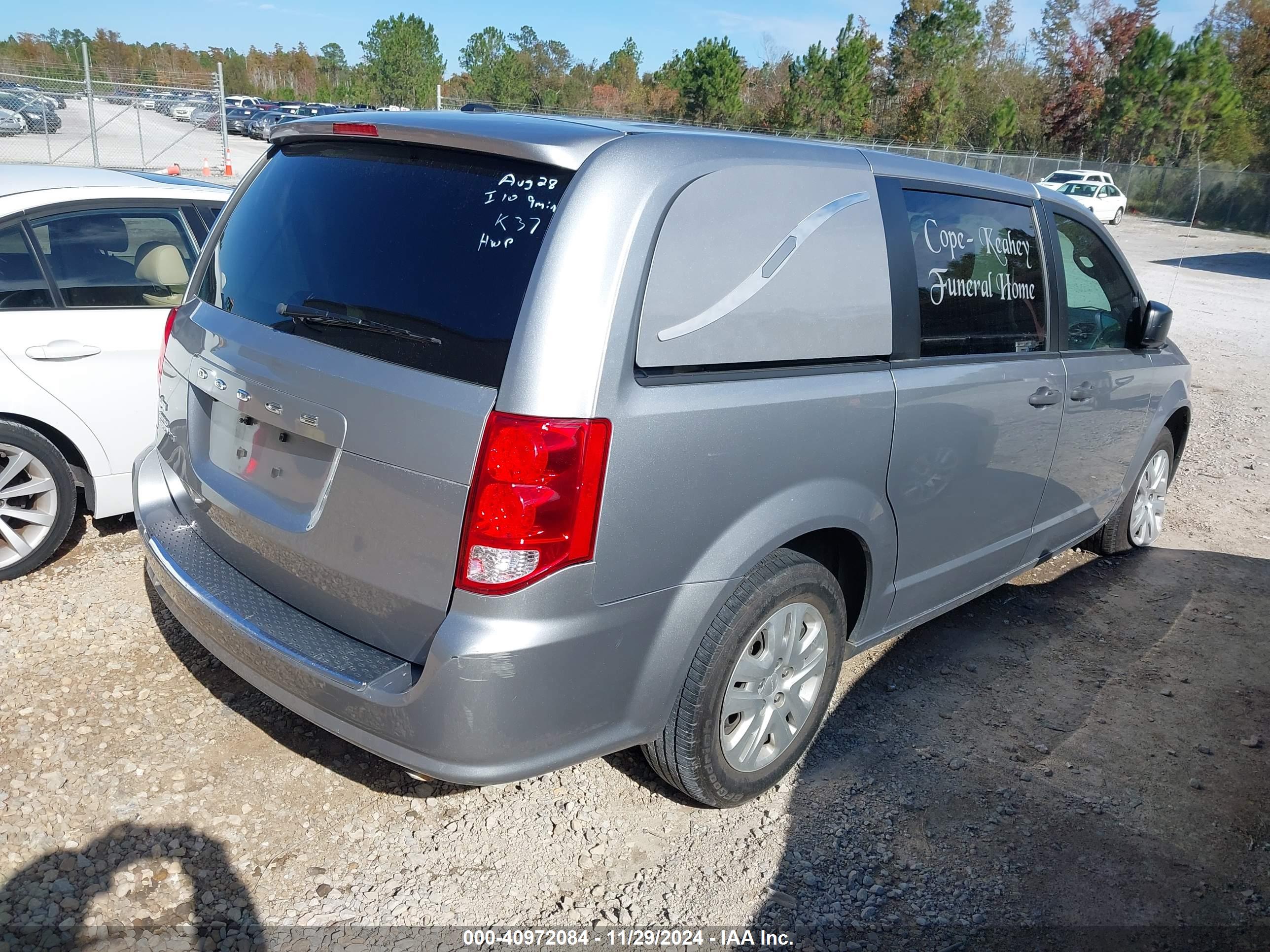 DODGE GRAND image 4