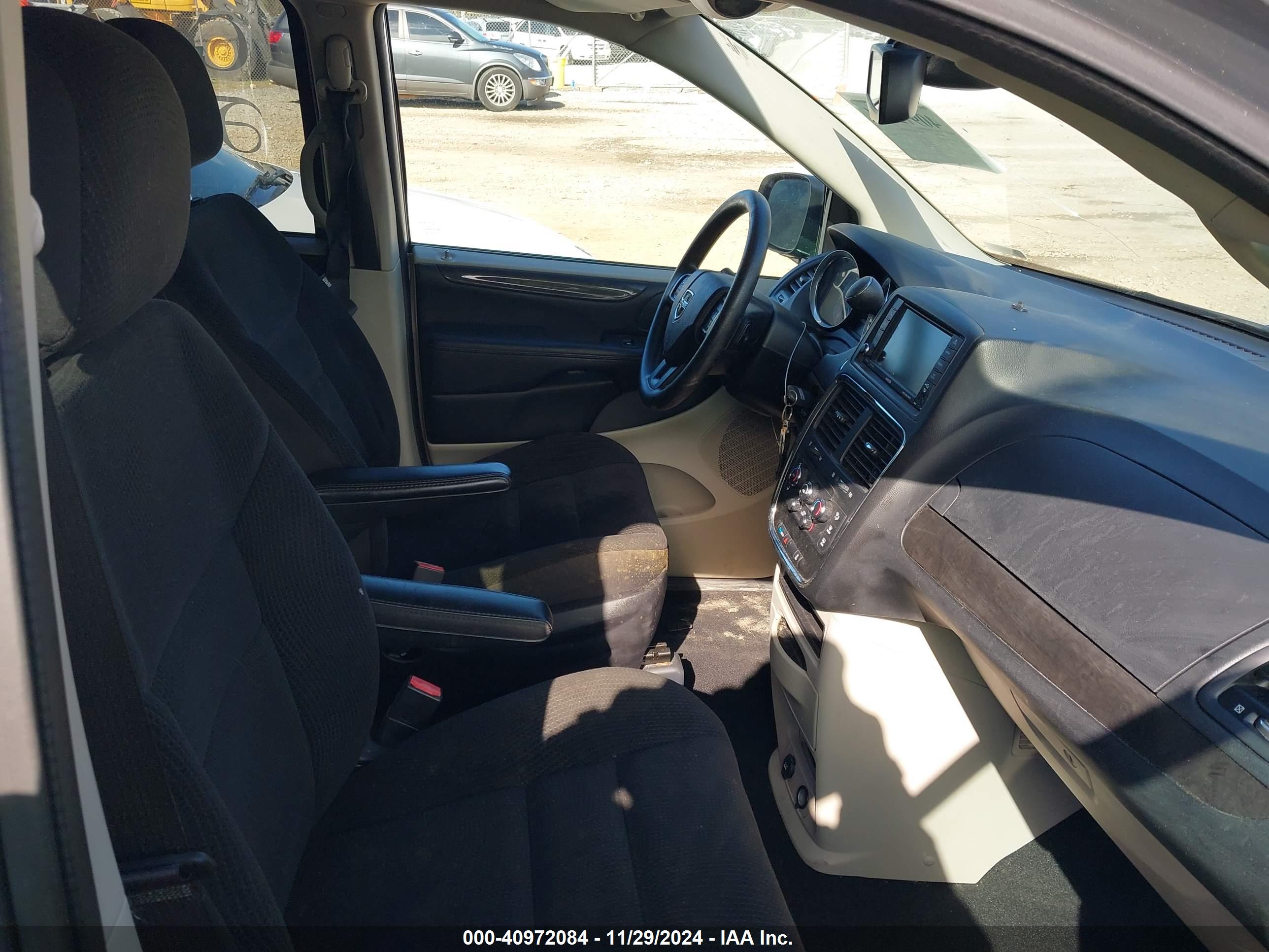 DODGE GRAND image 5