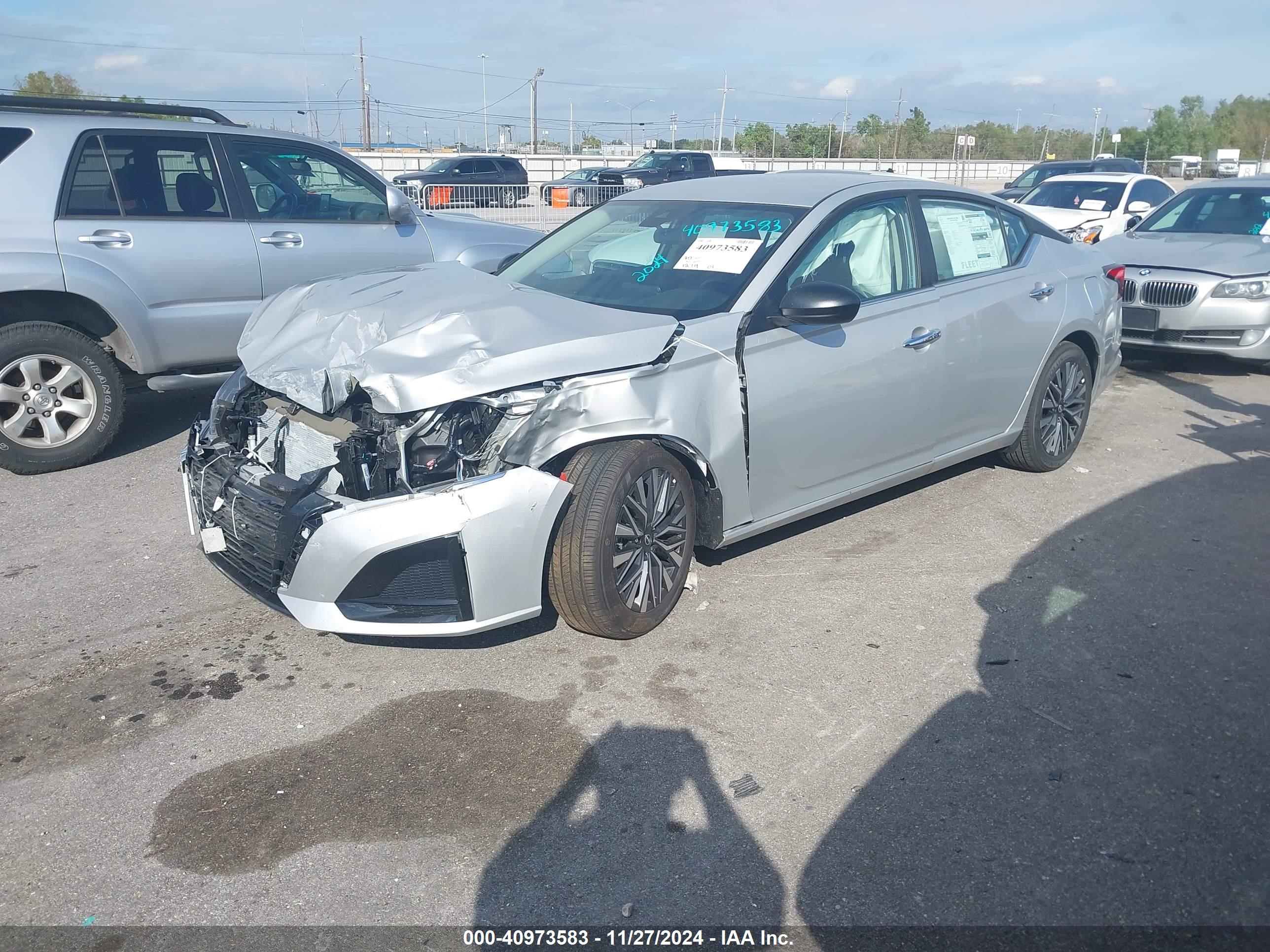 NISSAN ALTIMA image 2