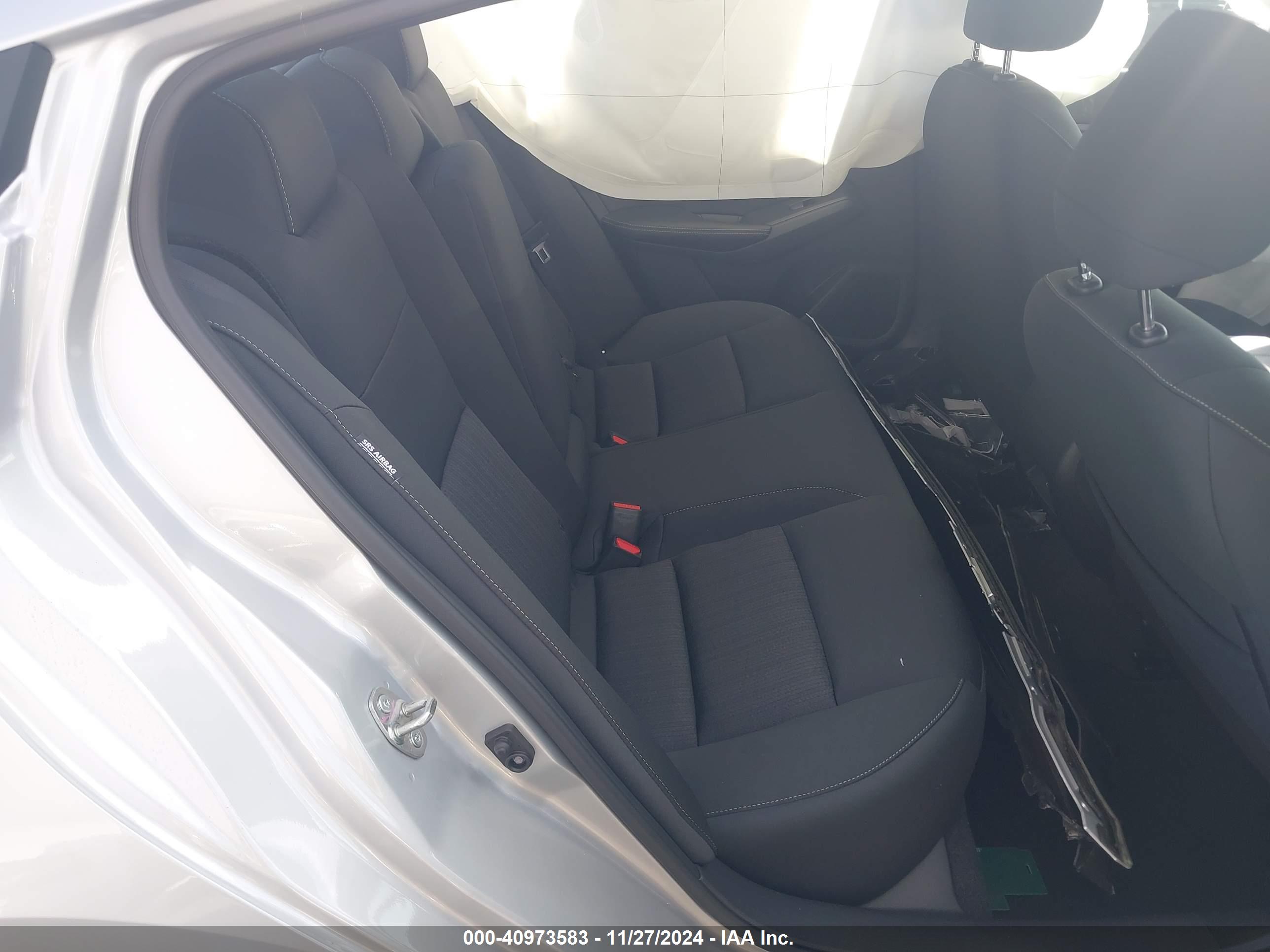 NISSAN ALTIMA image 8