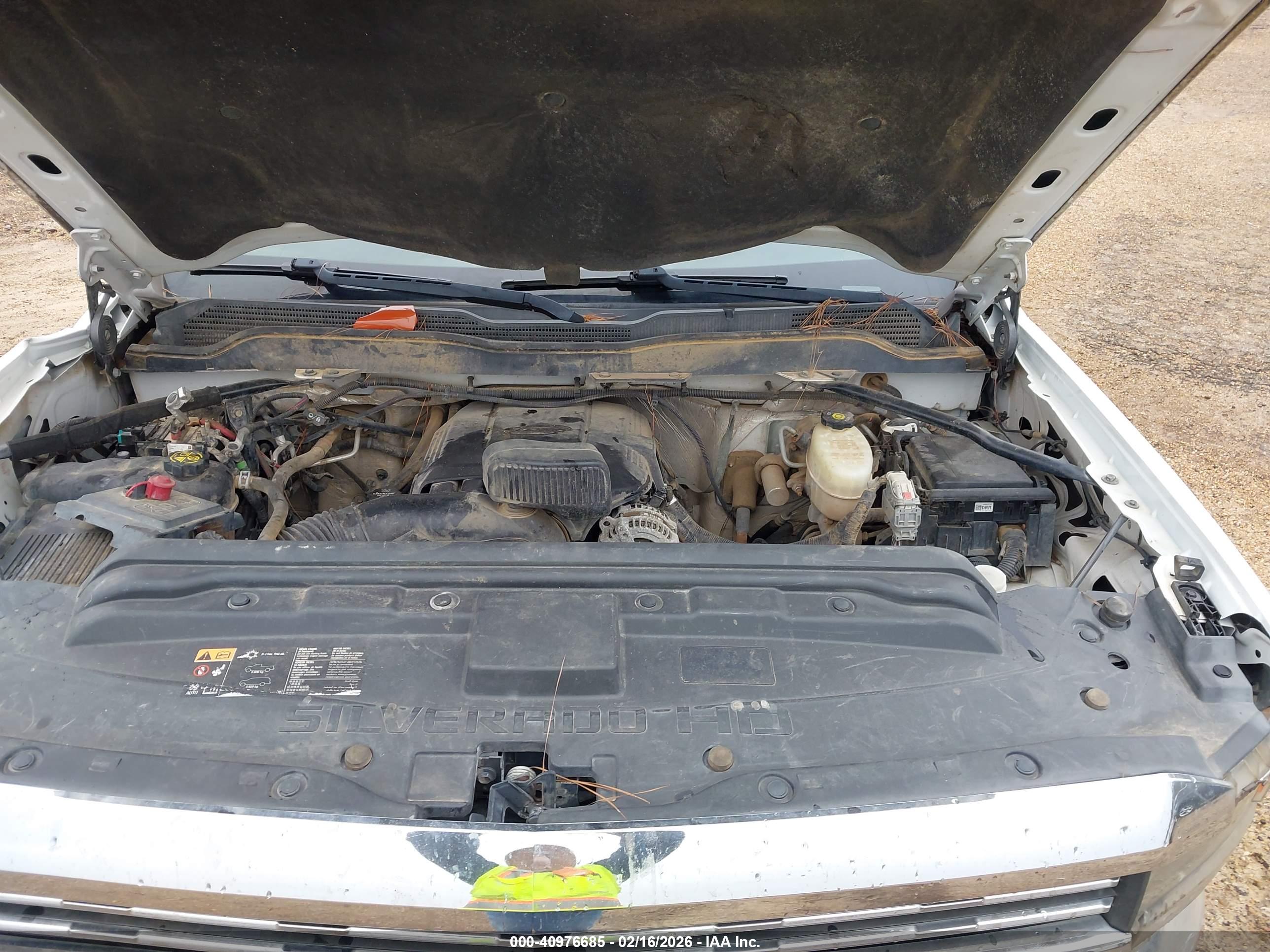CHEVROLET SILVERADO image 10