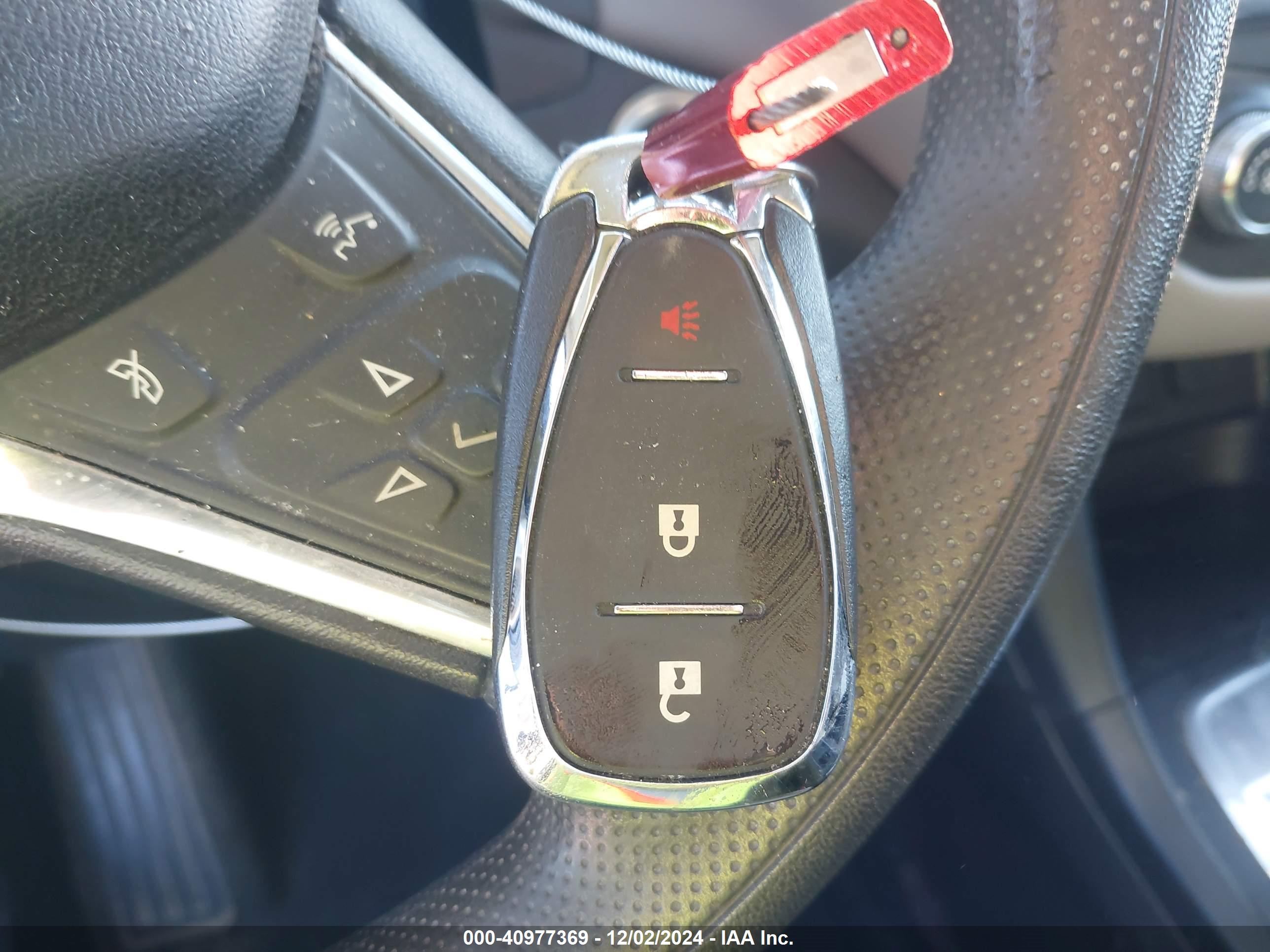 CHEVROLET EQUINOX image 11
