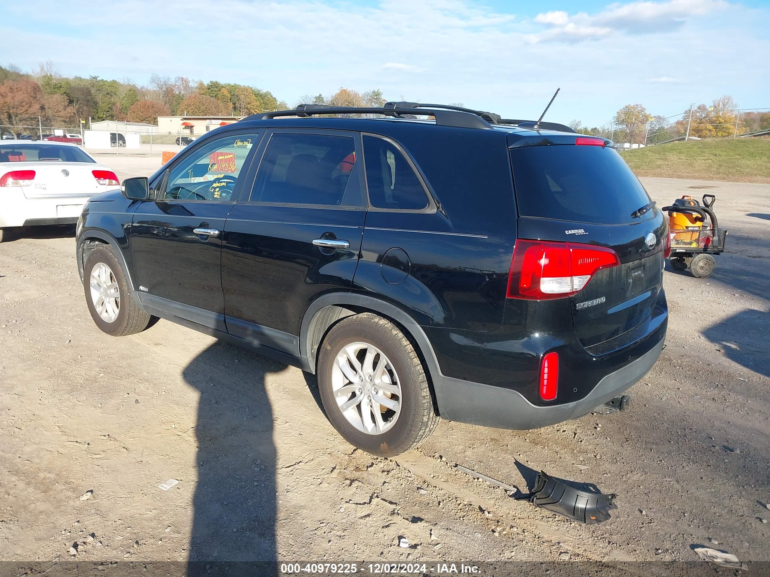 KIA SORENTO image 3