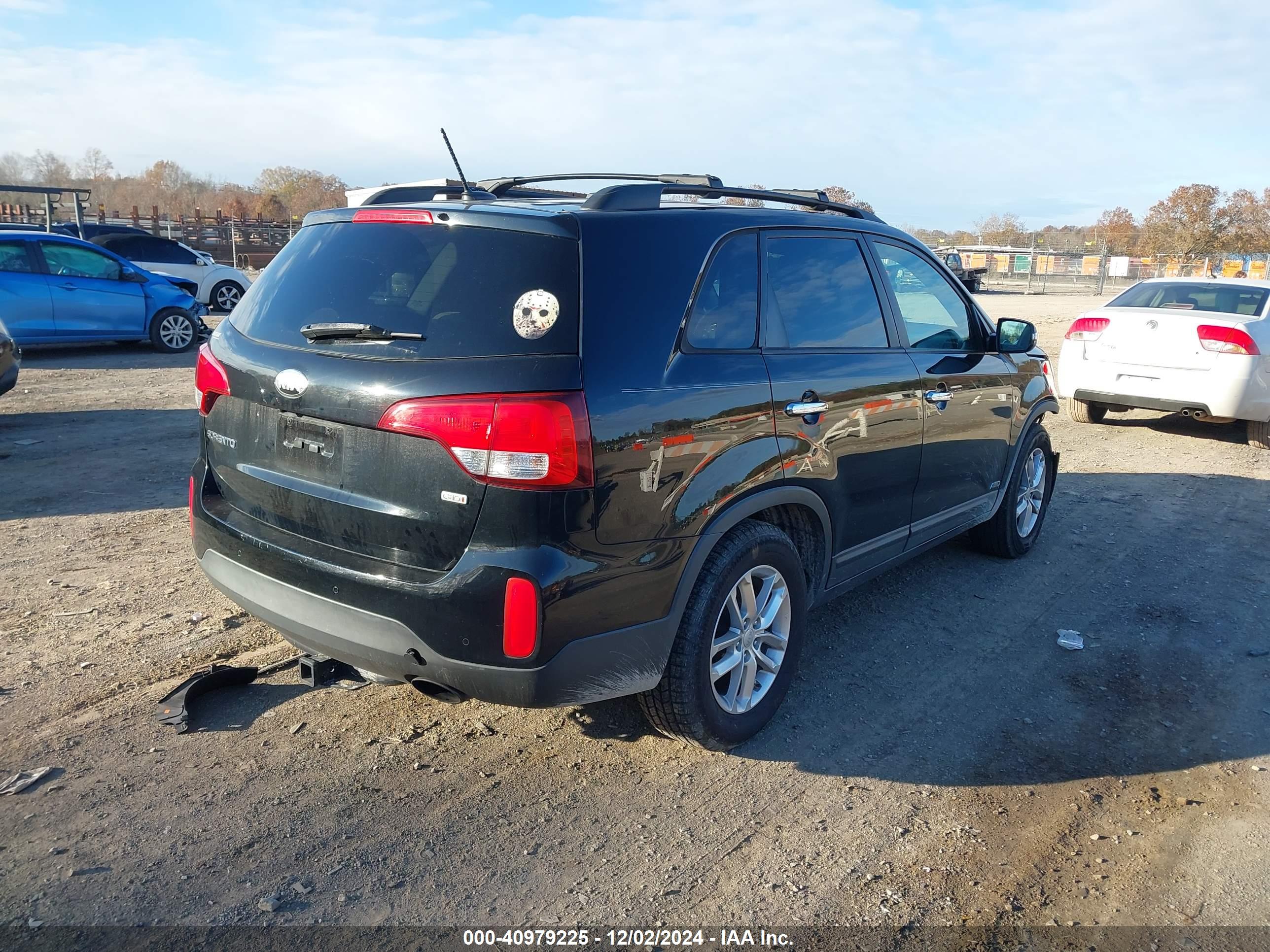 KIA SORENTO image 4