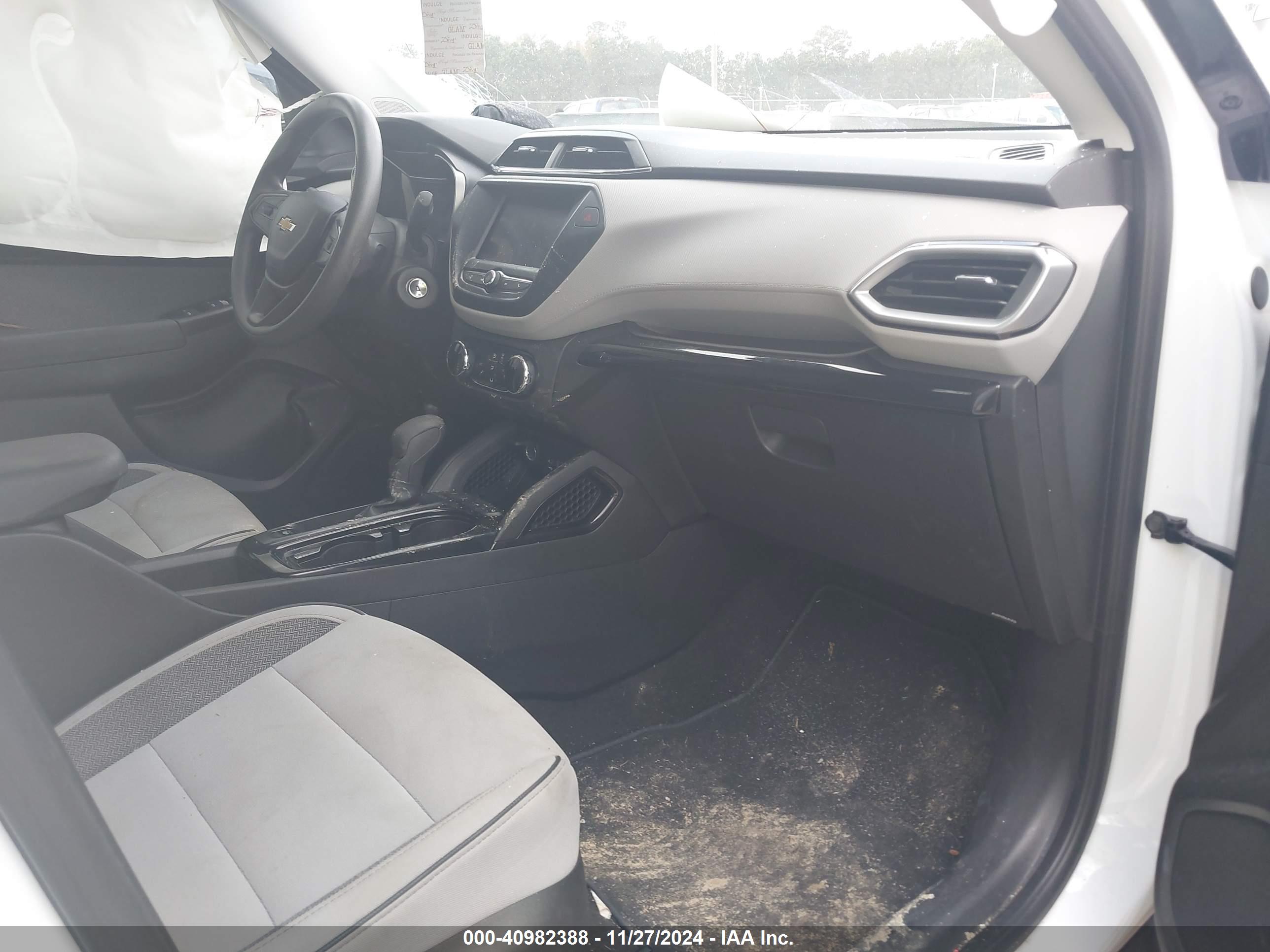 CHEVROLET TRAILBLAZER image 5