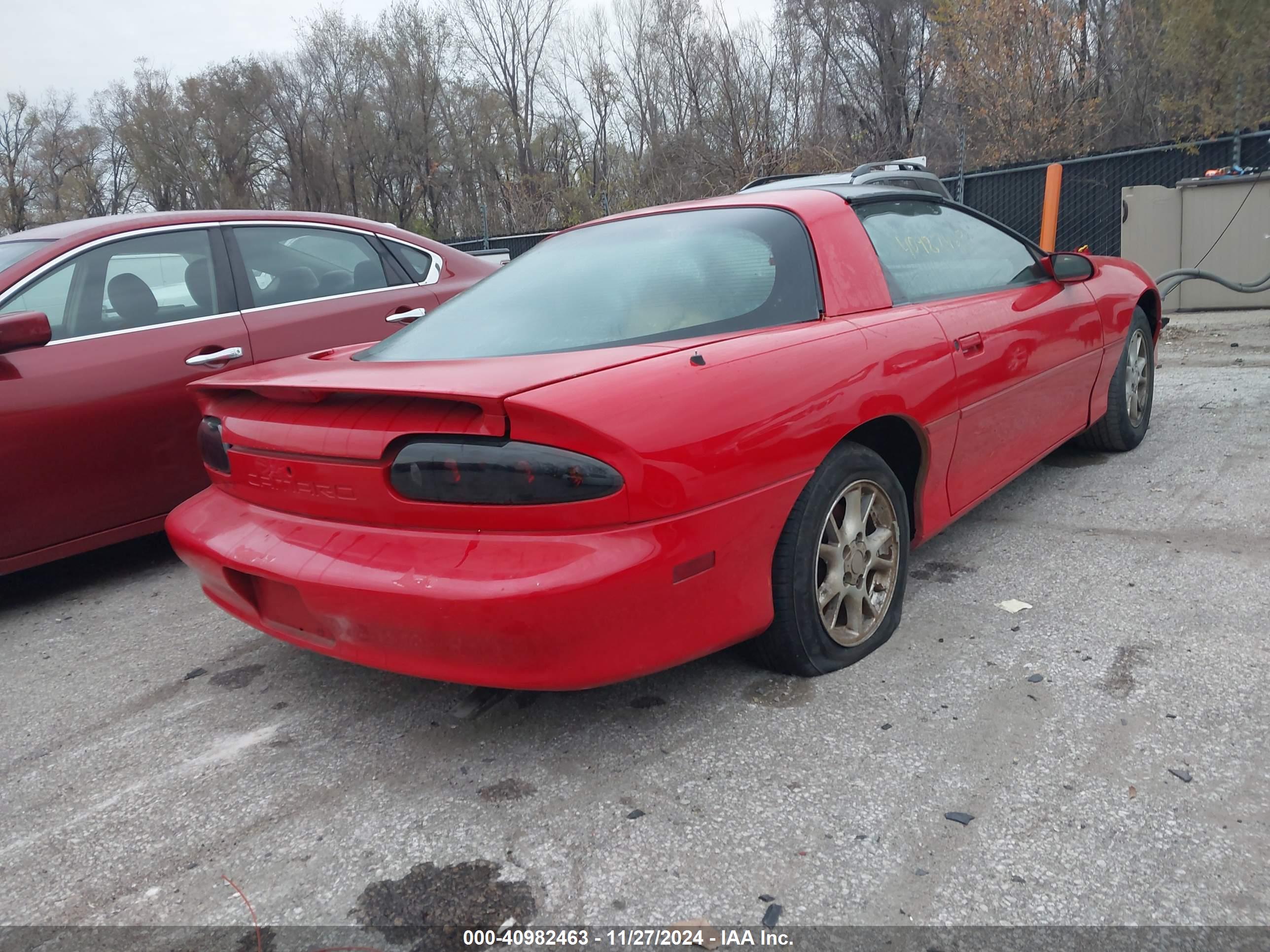 CHEVROLET CAMARO image 4