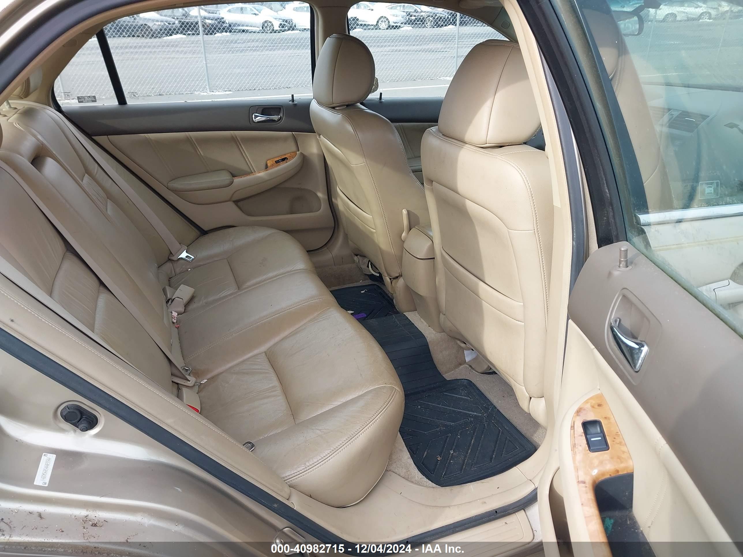 HONDA ACCORD image 8