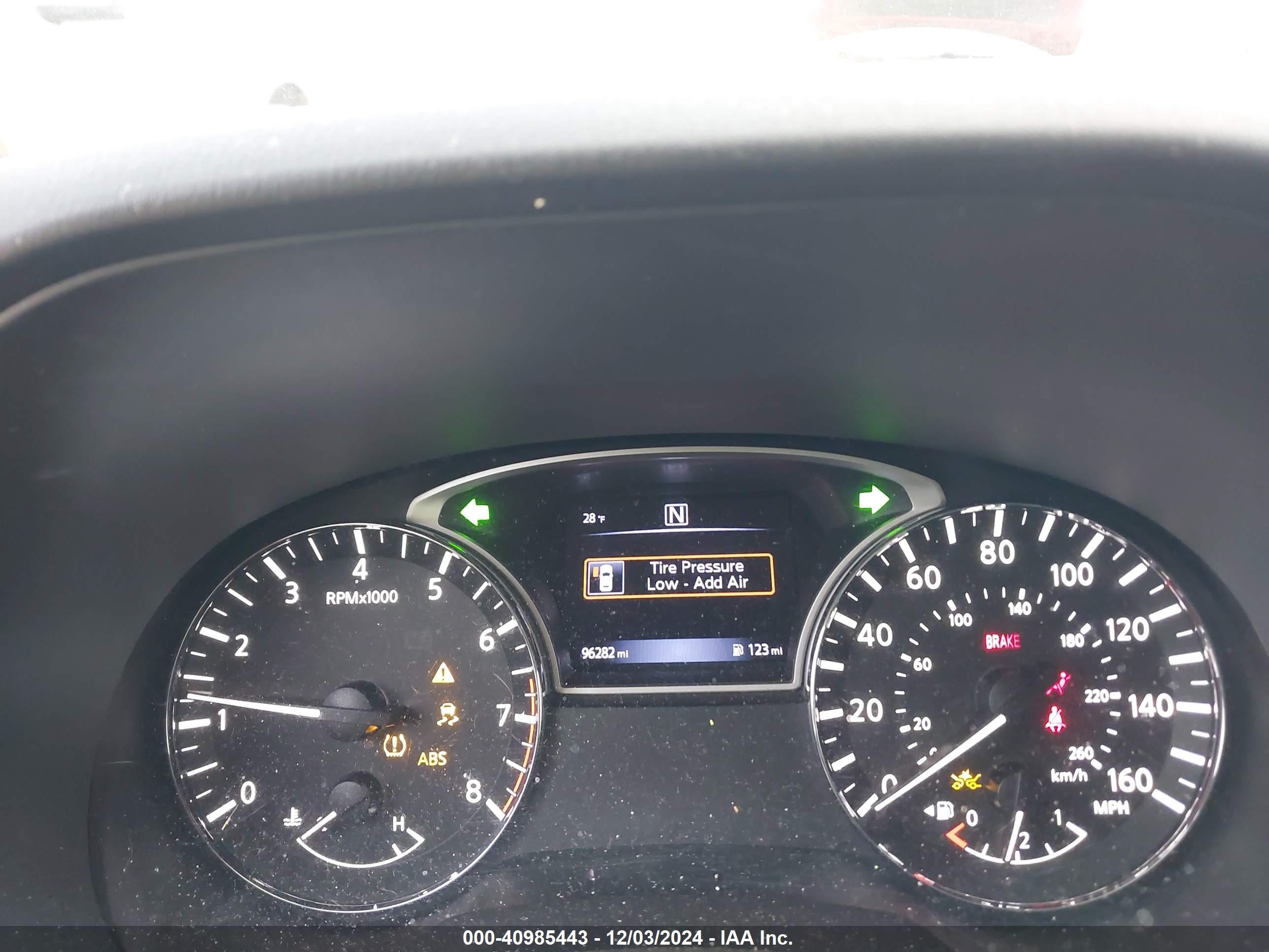 NISSAN PATHFINDER image 7