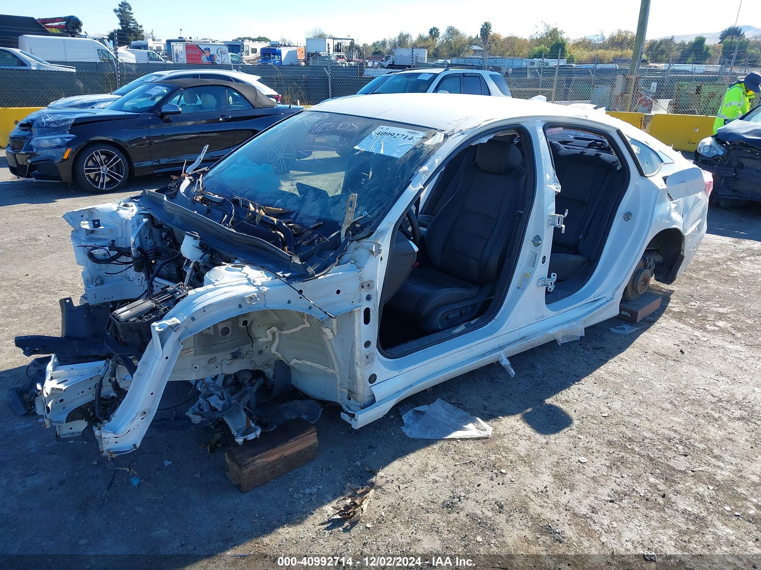 HONDA ACCORD image 2